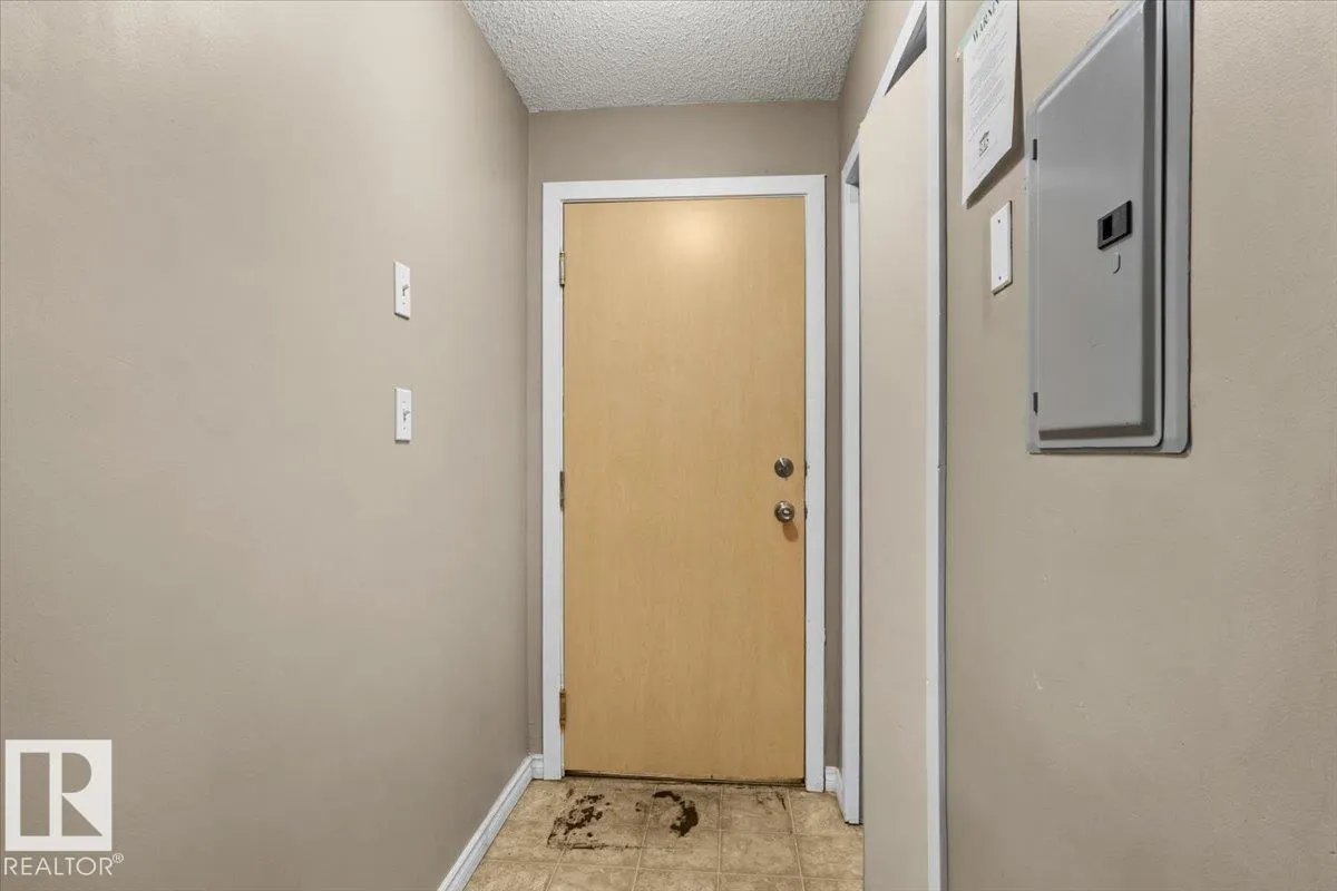 #305 12710 127 ST NW