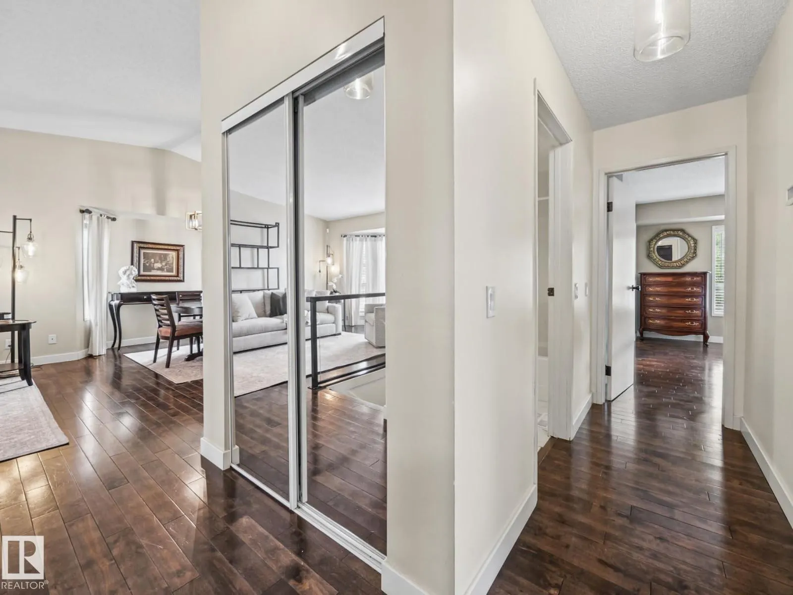 19 DARLINGTON DR