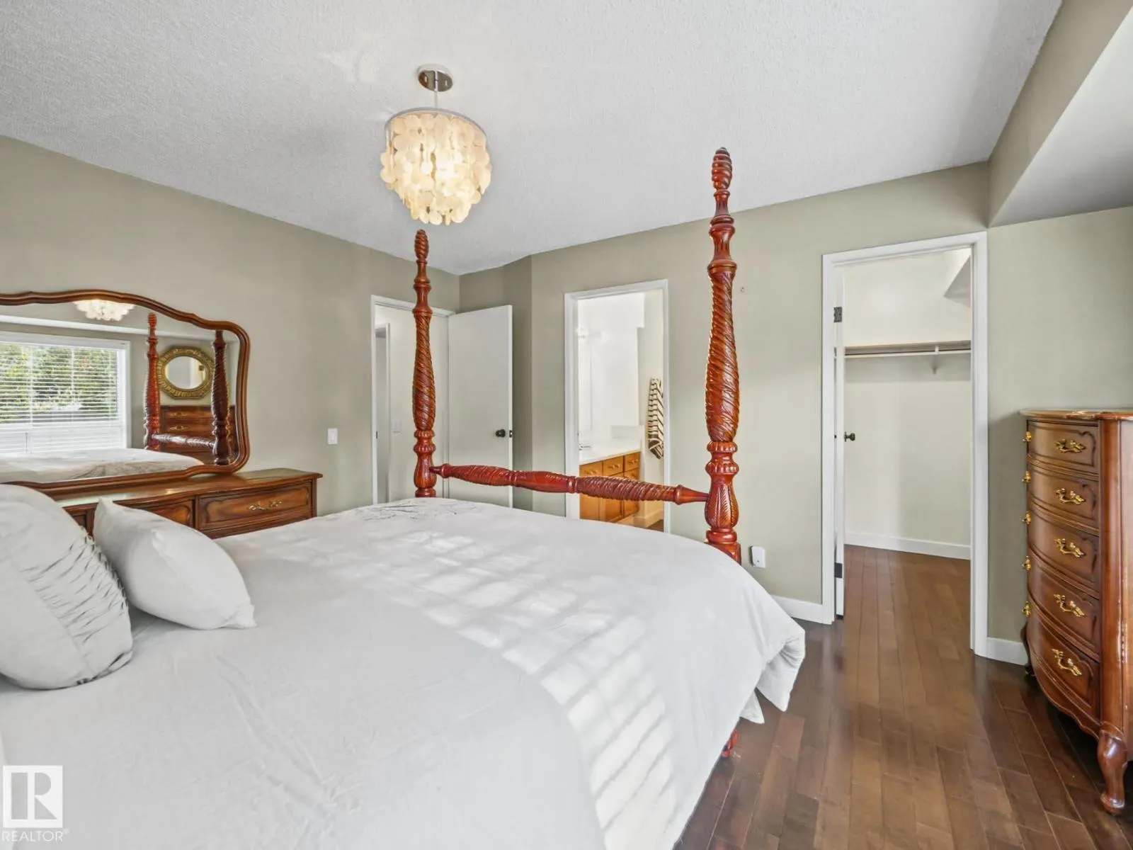 19 DARLINGTON DR