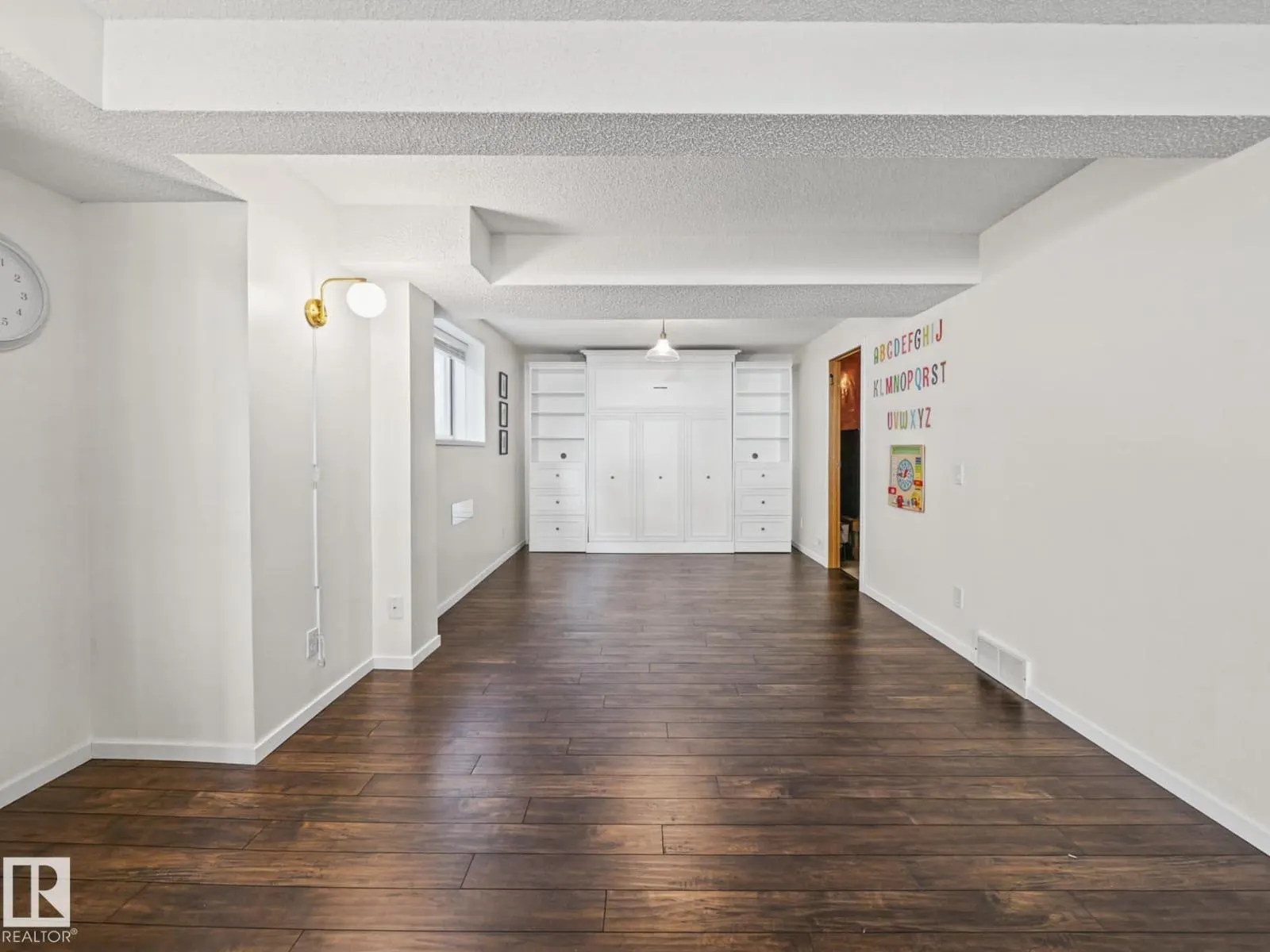 19 DARLINGTON DR