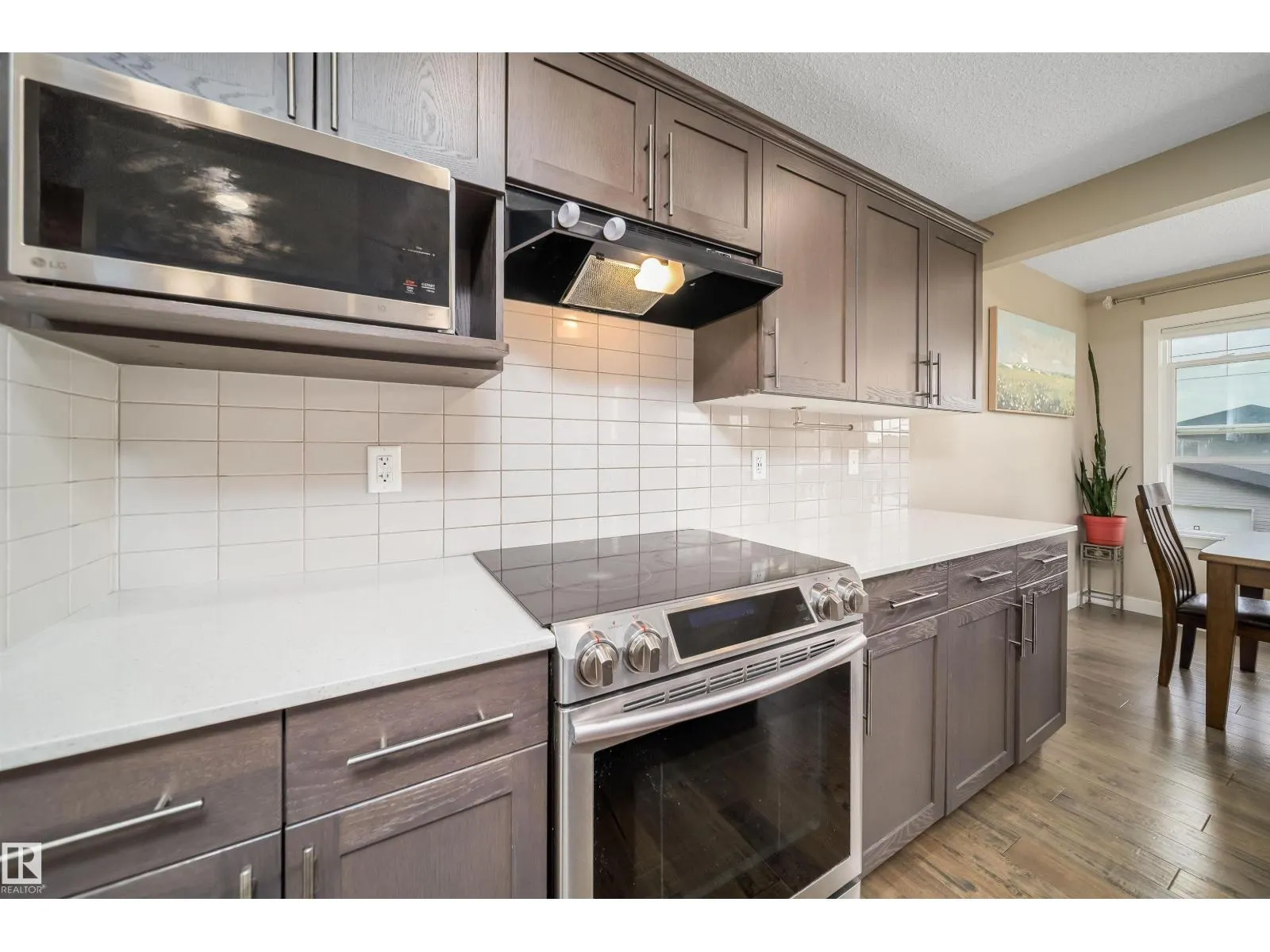 9903 222 ST NW