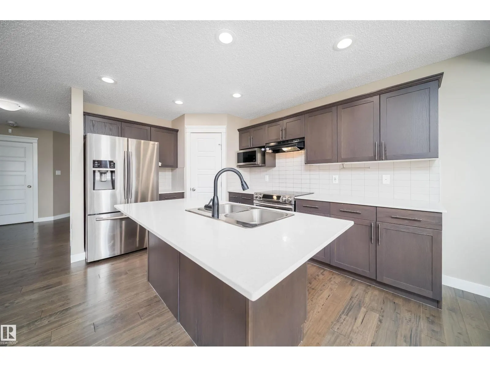 9903 222 ST NW