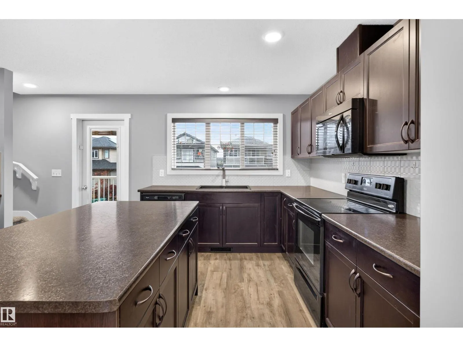 #21 17832 78 ST NW