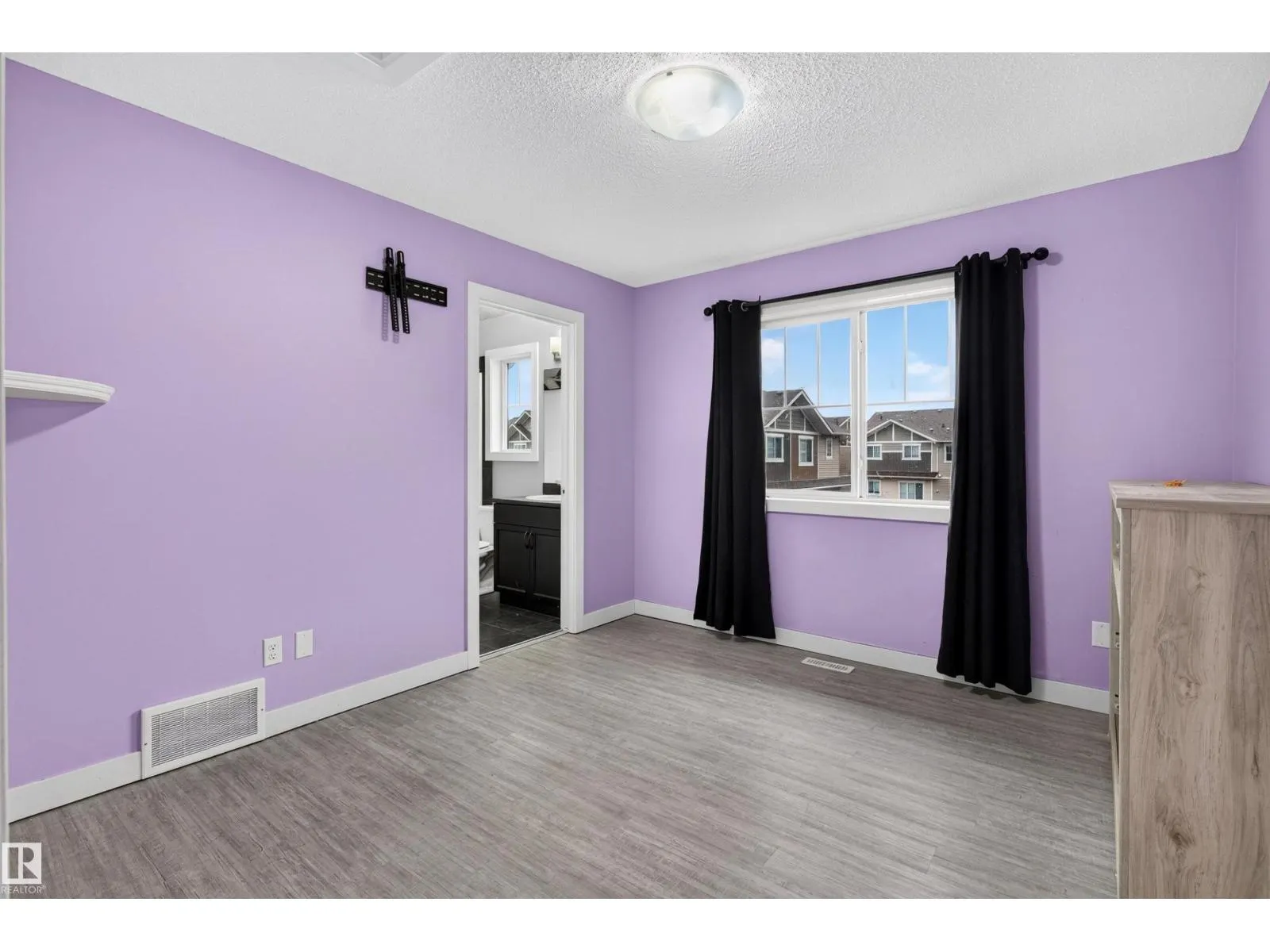 #21 17832 78 ST NW