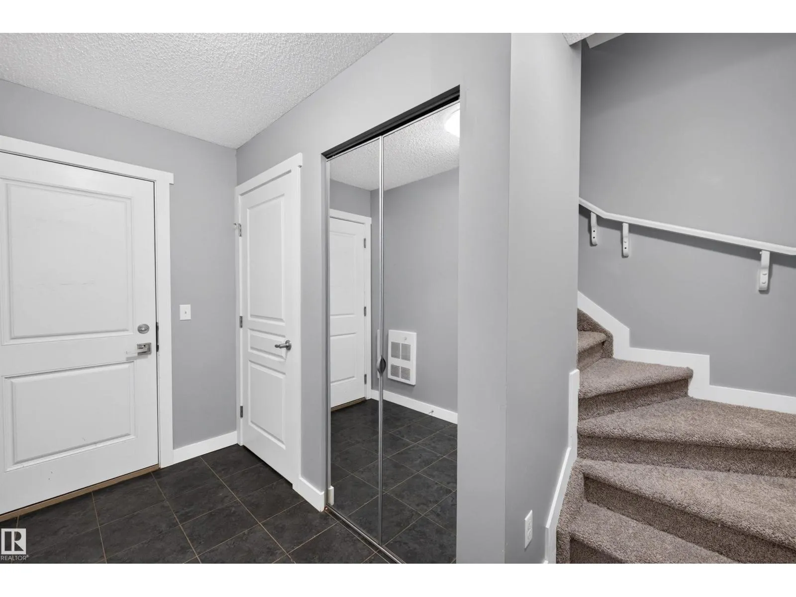 #21 17832 78 ST NW