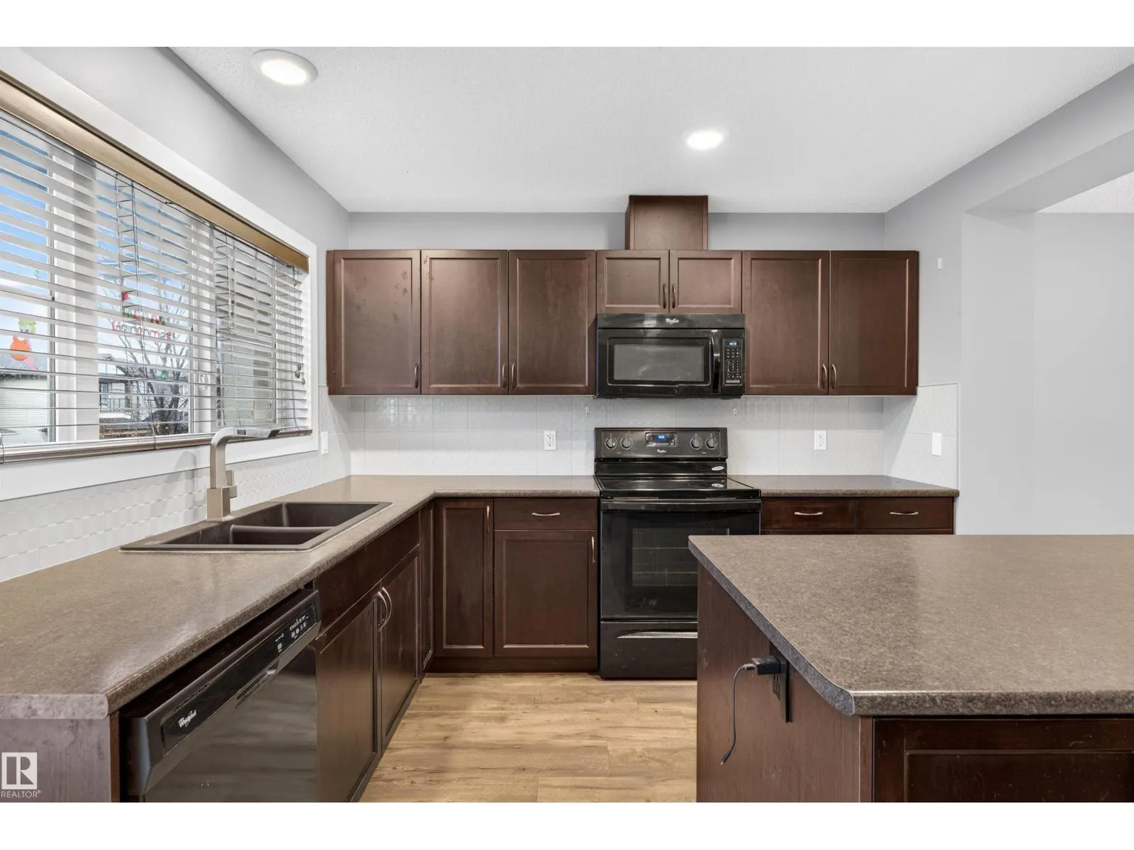 #21 17832 78 ST NW
