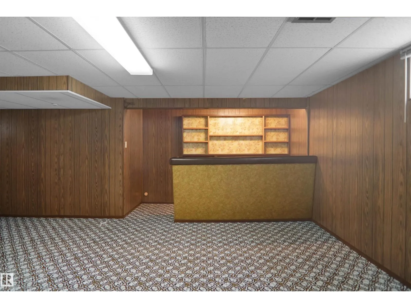 7804 143 AV NW