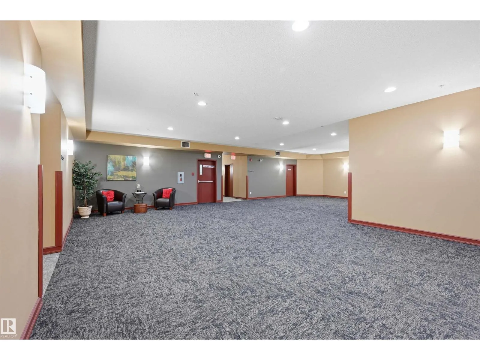 #335 263 MACEWAN RD SW