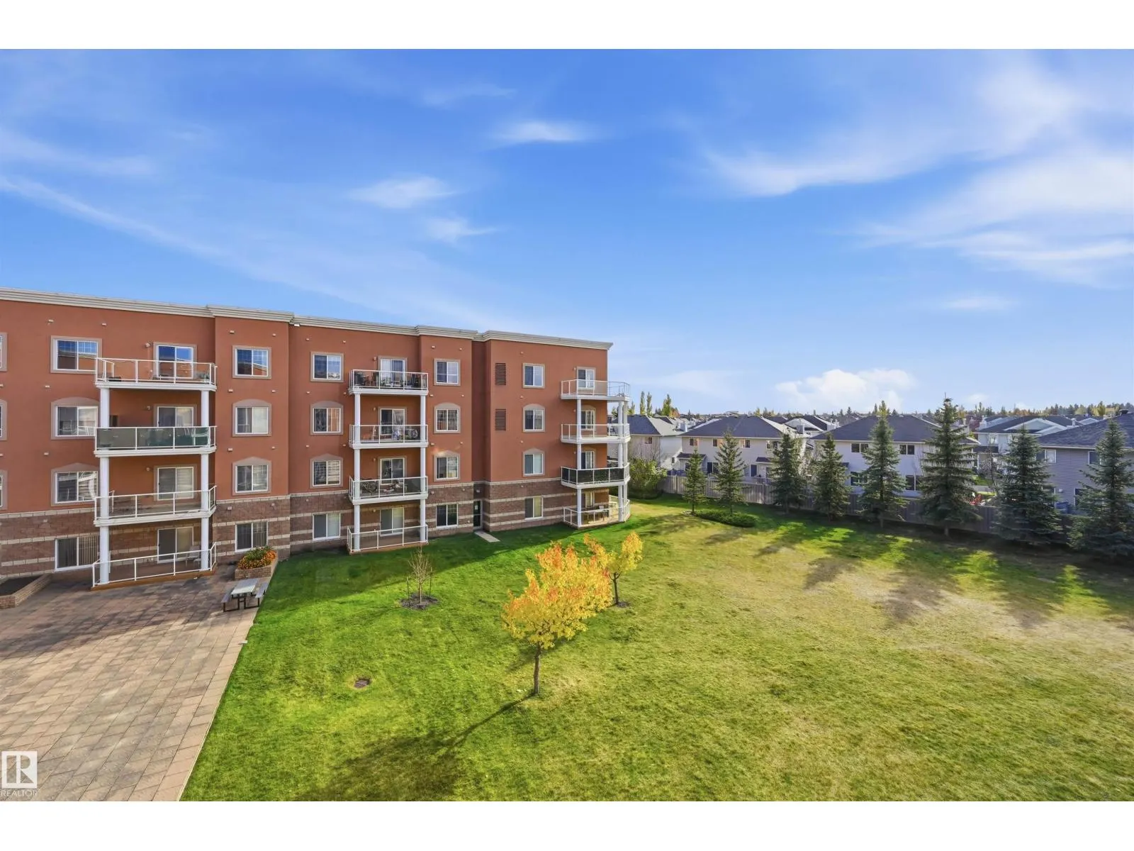 #335 263 MACEWAN RD SW