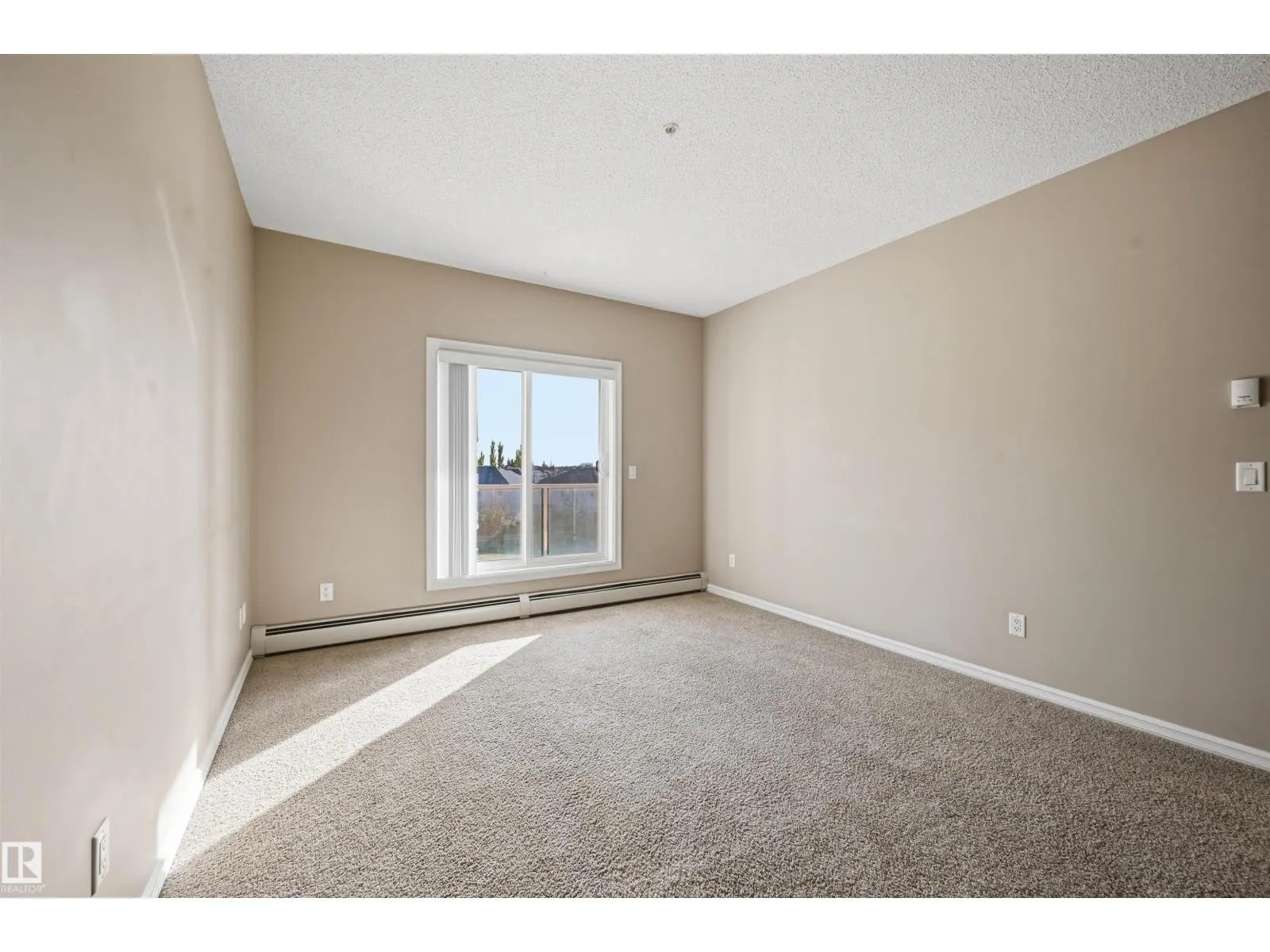 #335 263 MACEWAN RD SW