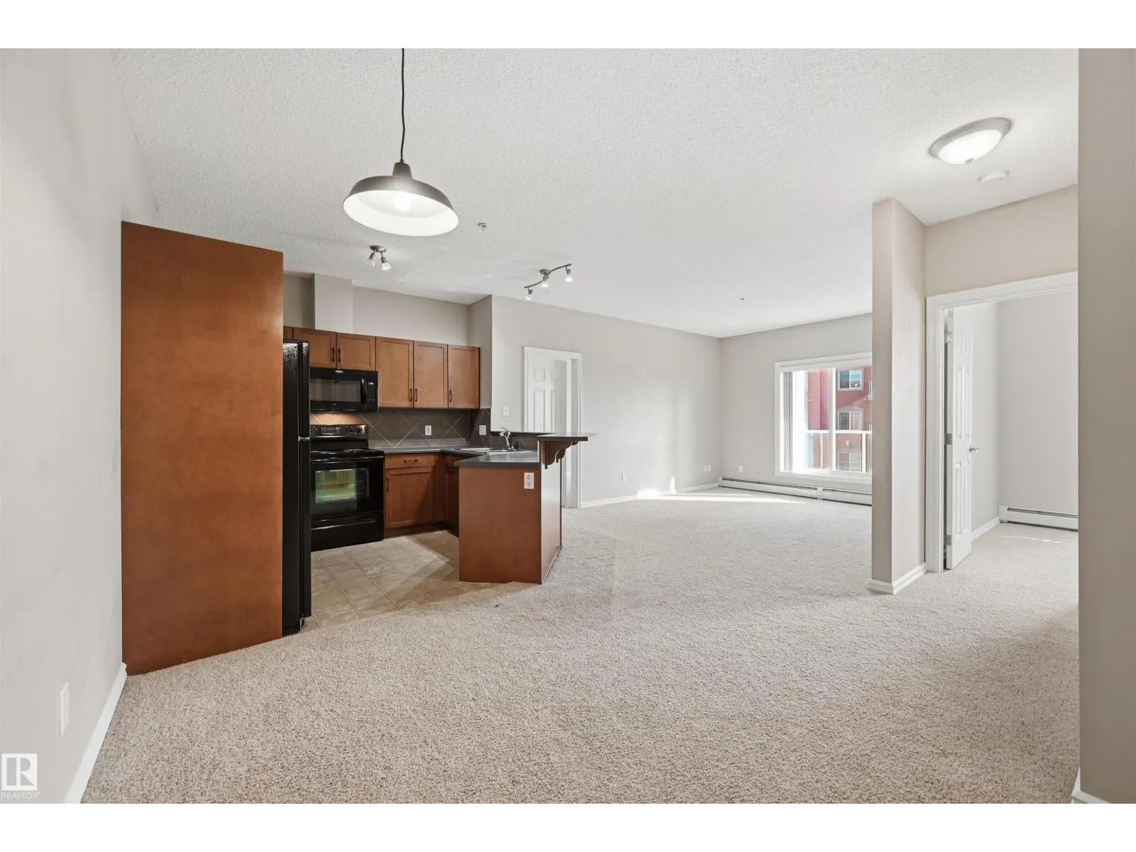 #335 263 MACEWAN RD SW