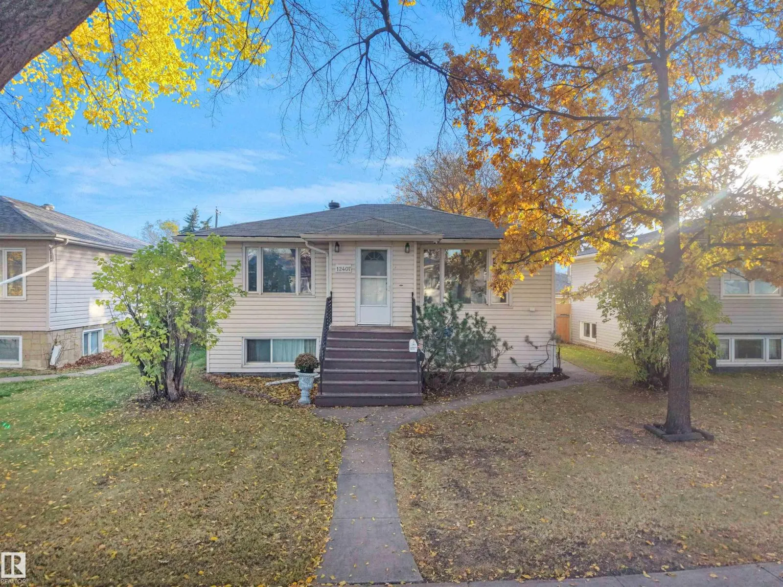 12407 96 ST NW