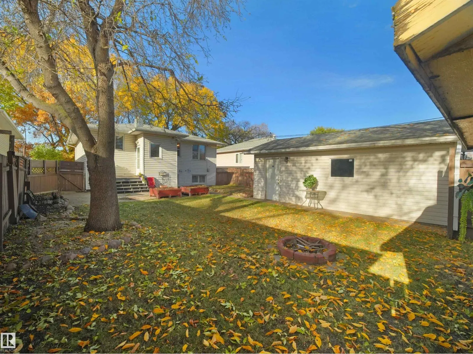 12407 96 ST NW