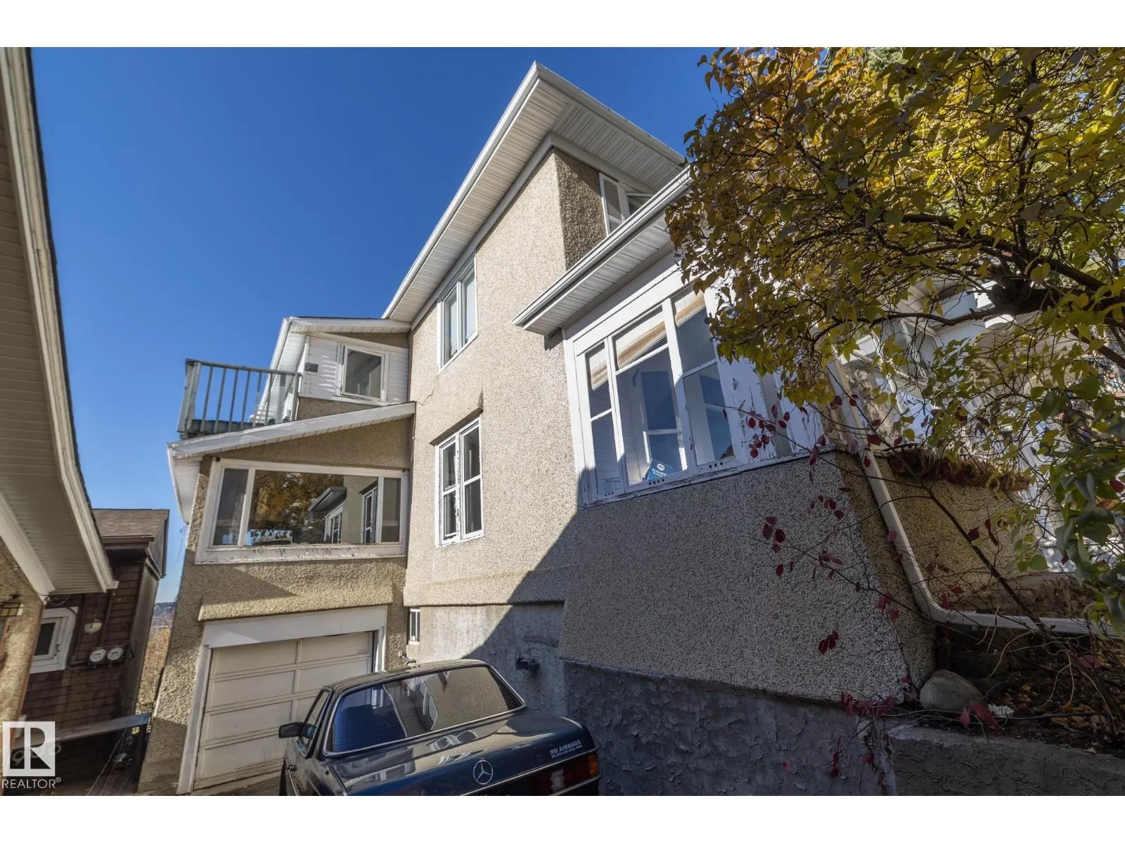 9910 115 ST NW