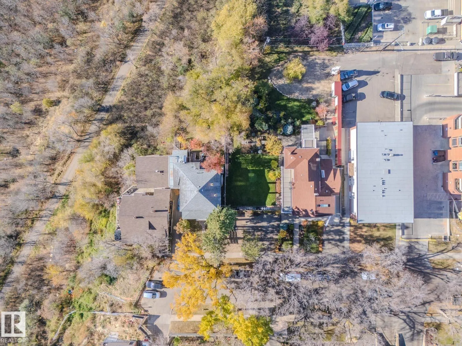 9910 115 ST NW