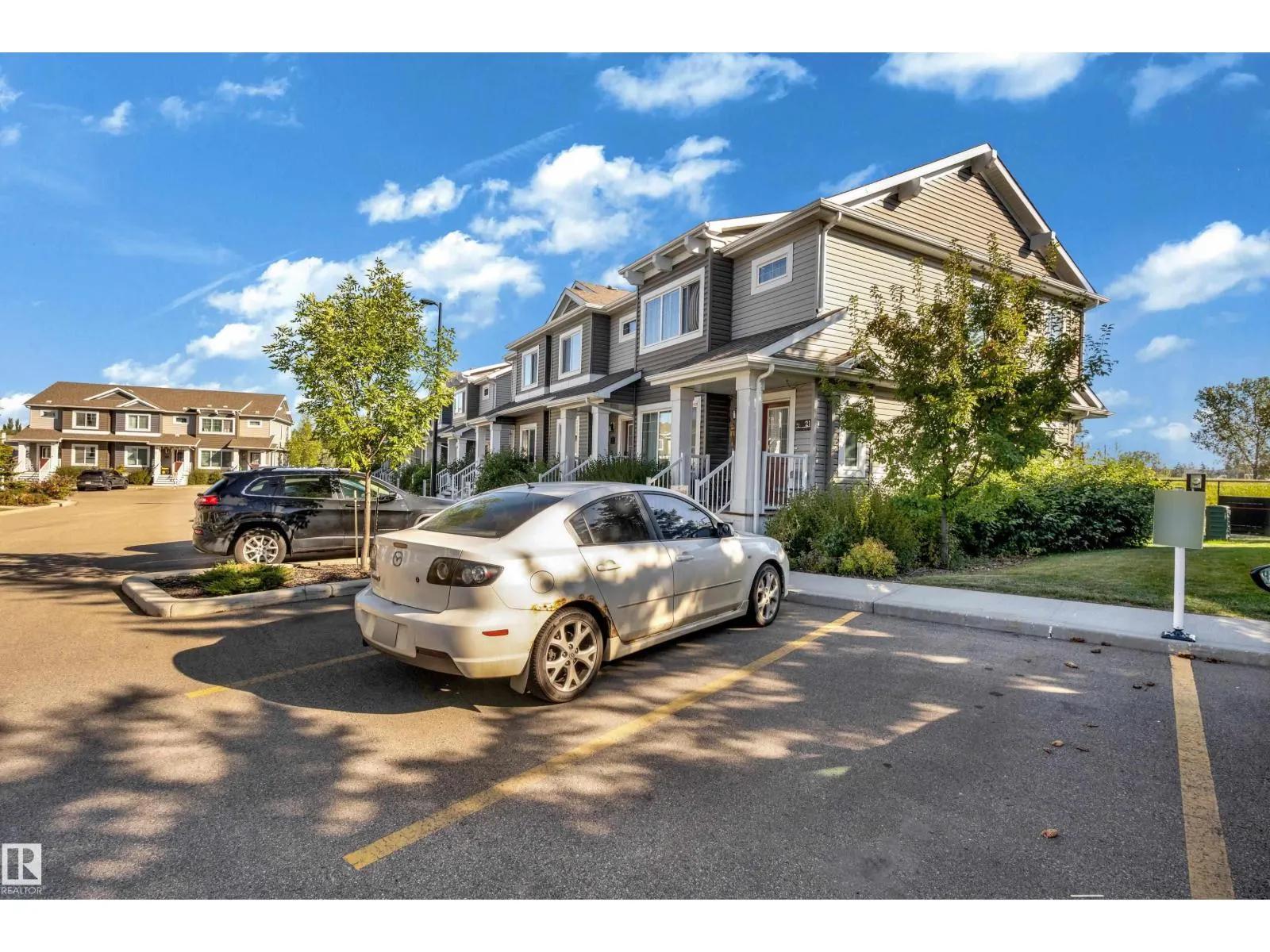 #22 4205 30 ST NW