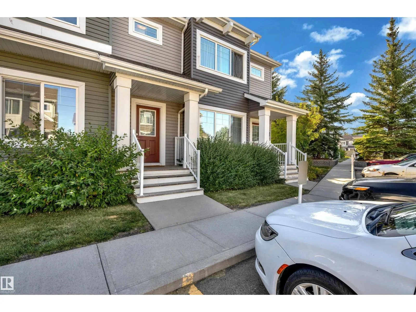 #22 4205 30 ST NW