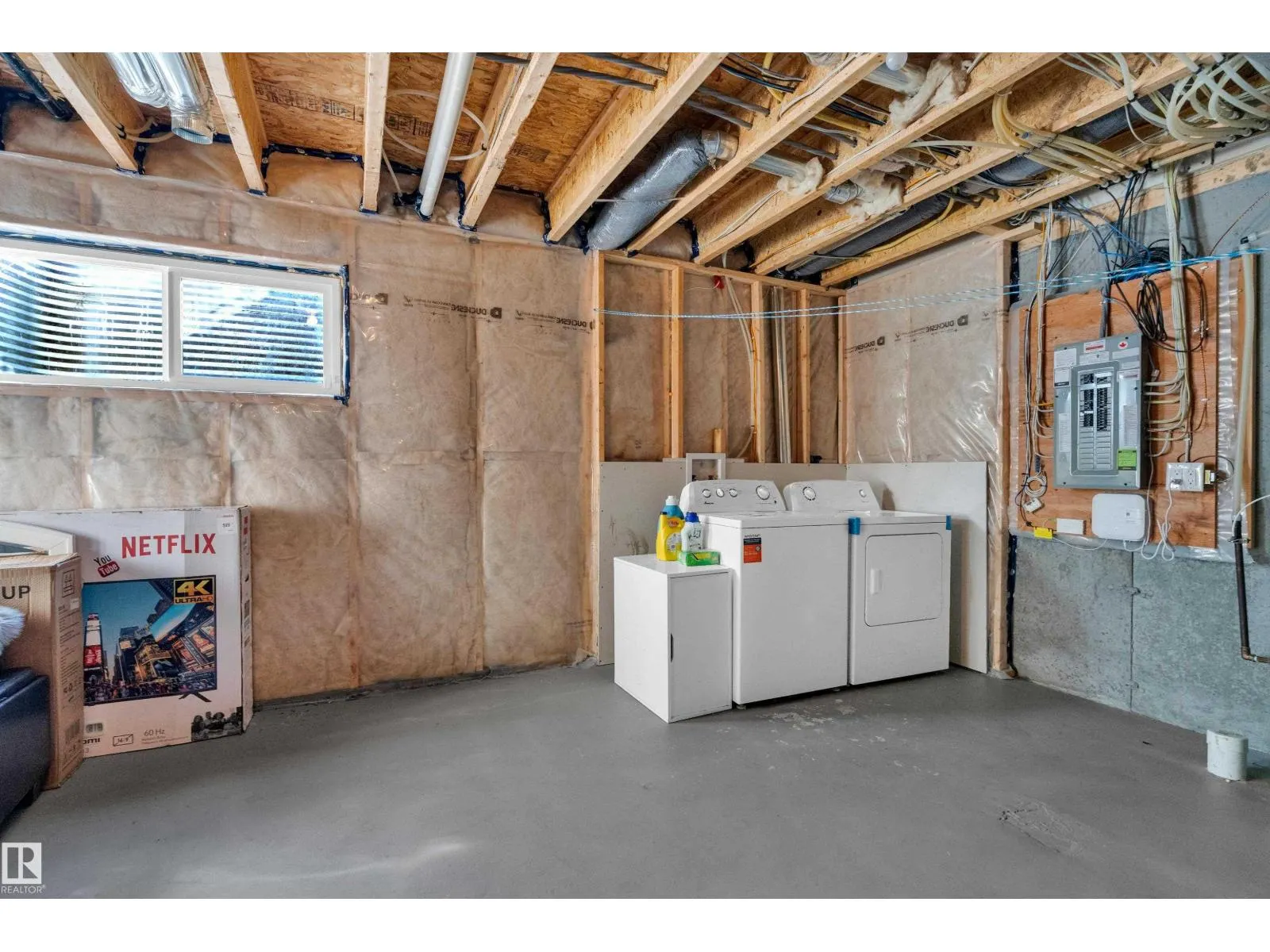 #22 4205 30 ST NW