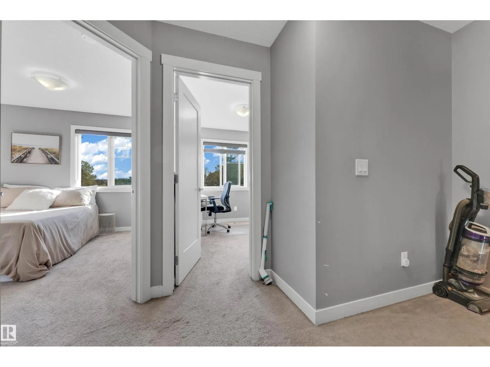 #22 4205 30 ST NW