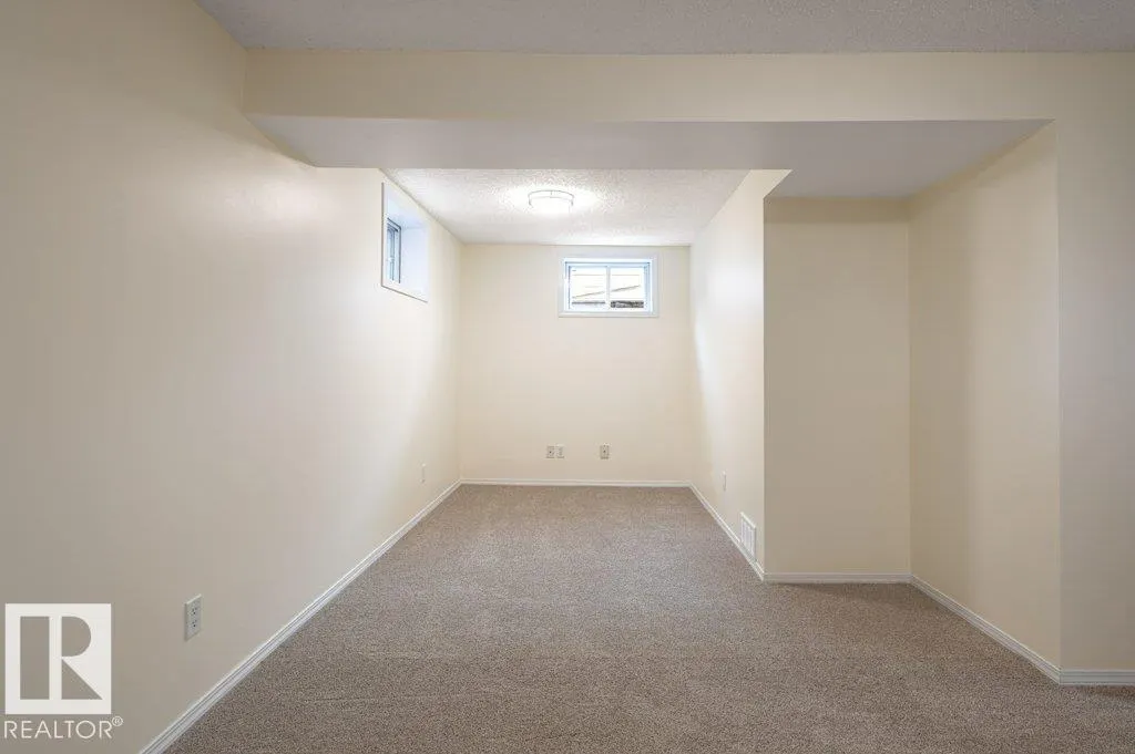 9231 149 ST NW