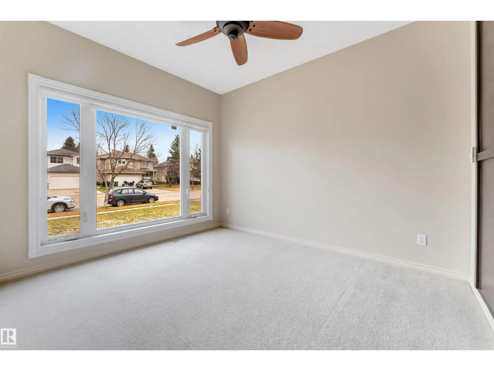 125 Coloniale WY