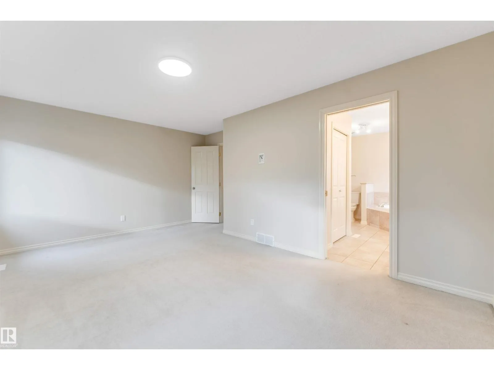 125 Coloniale WY