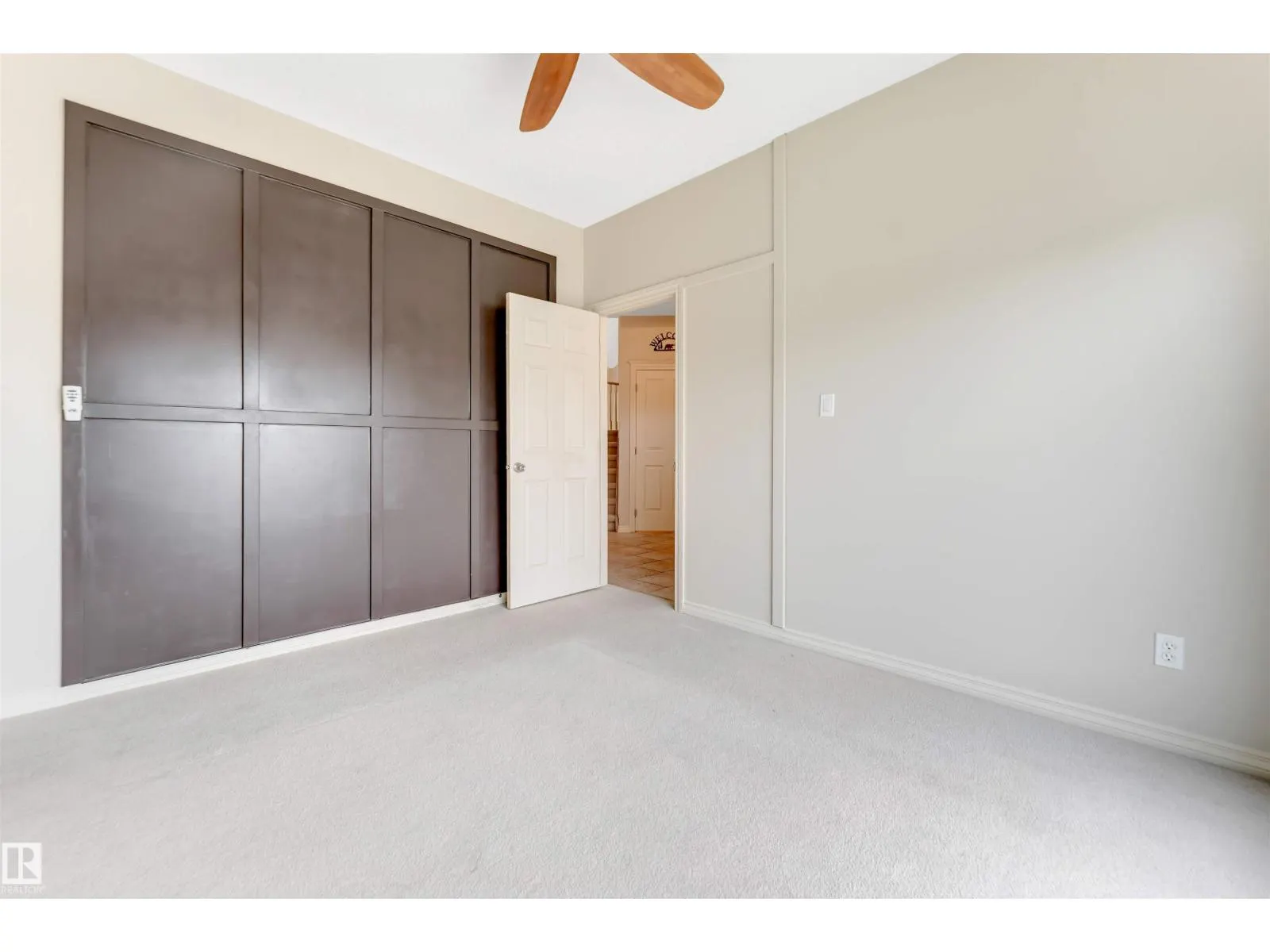 125 Coloniale WY