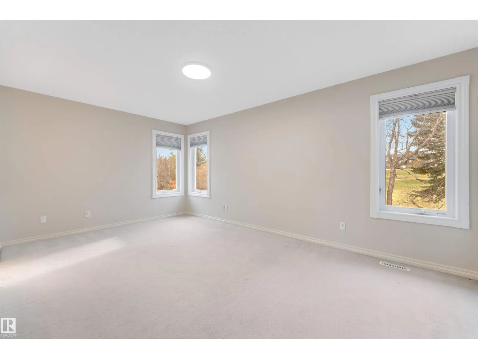 125 Coloniale WY