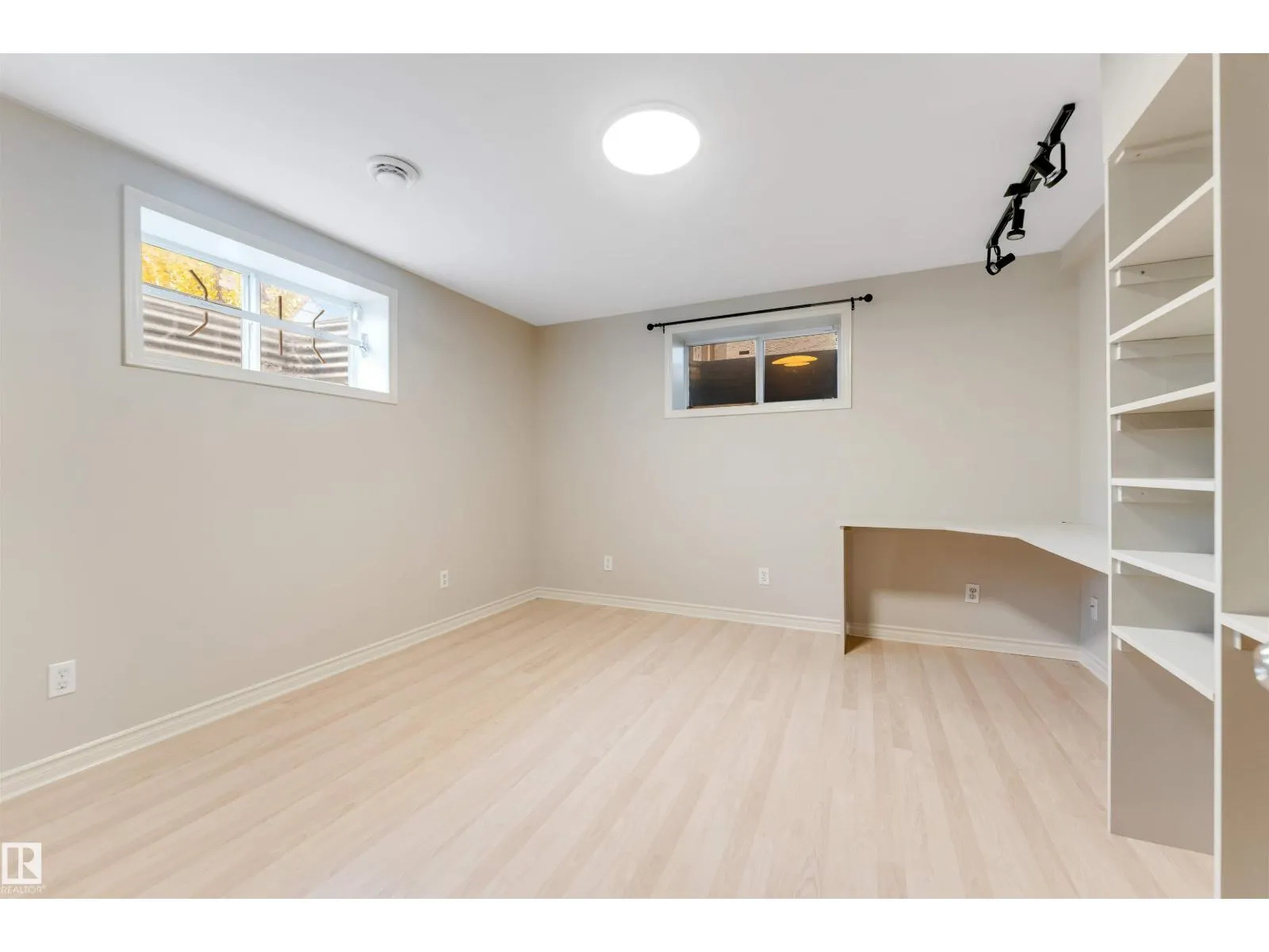 125 Coloniale WY
