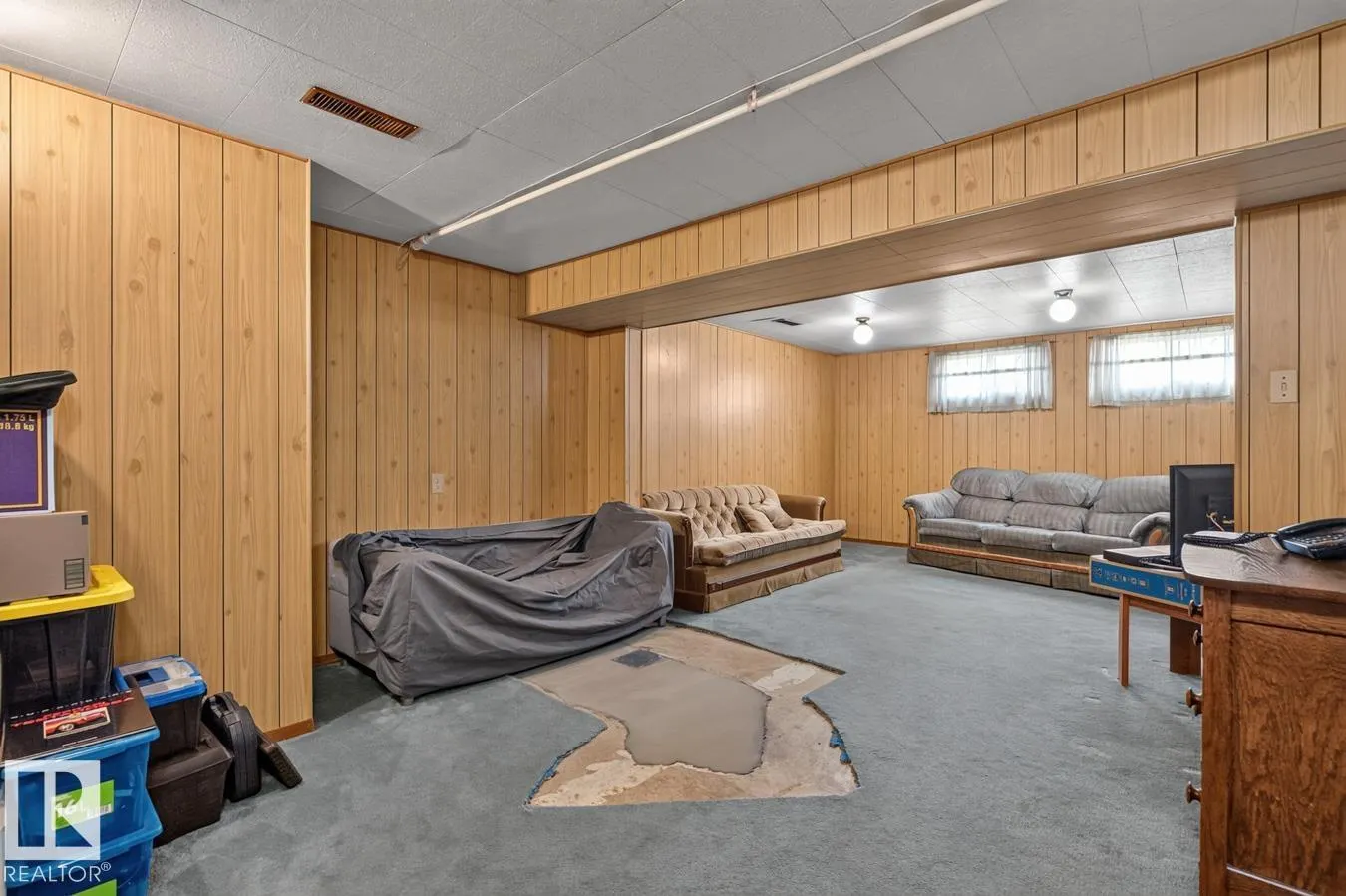 7016 86 AV NW