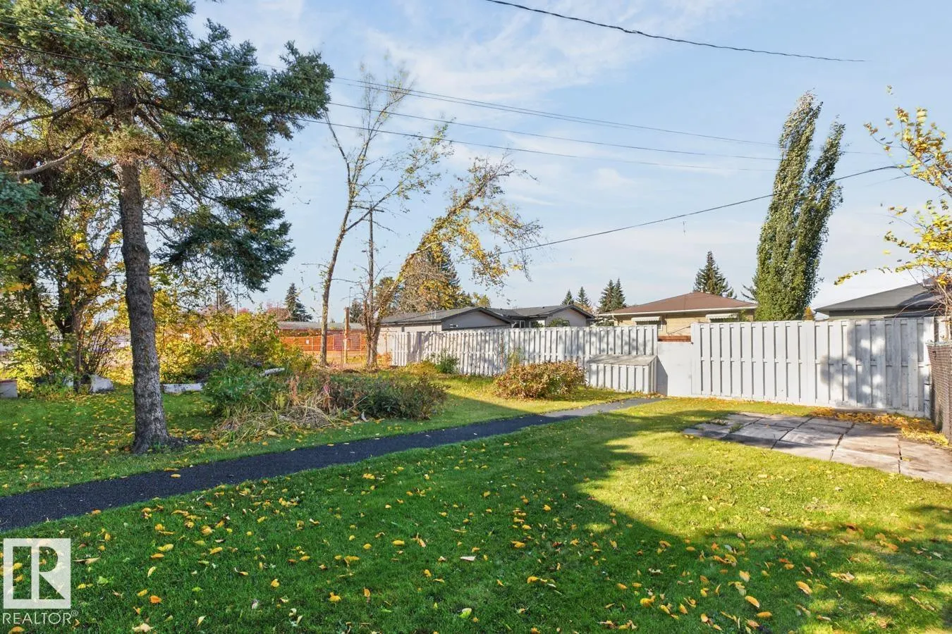 7016 86 AV NW
