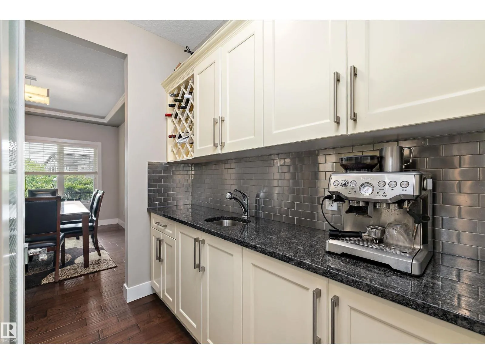 967 175 ST SW