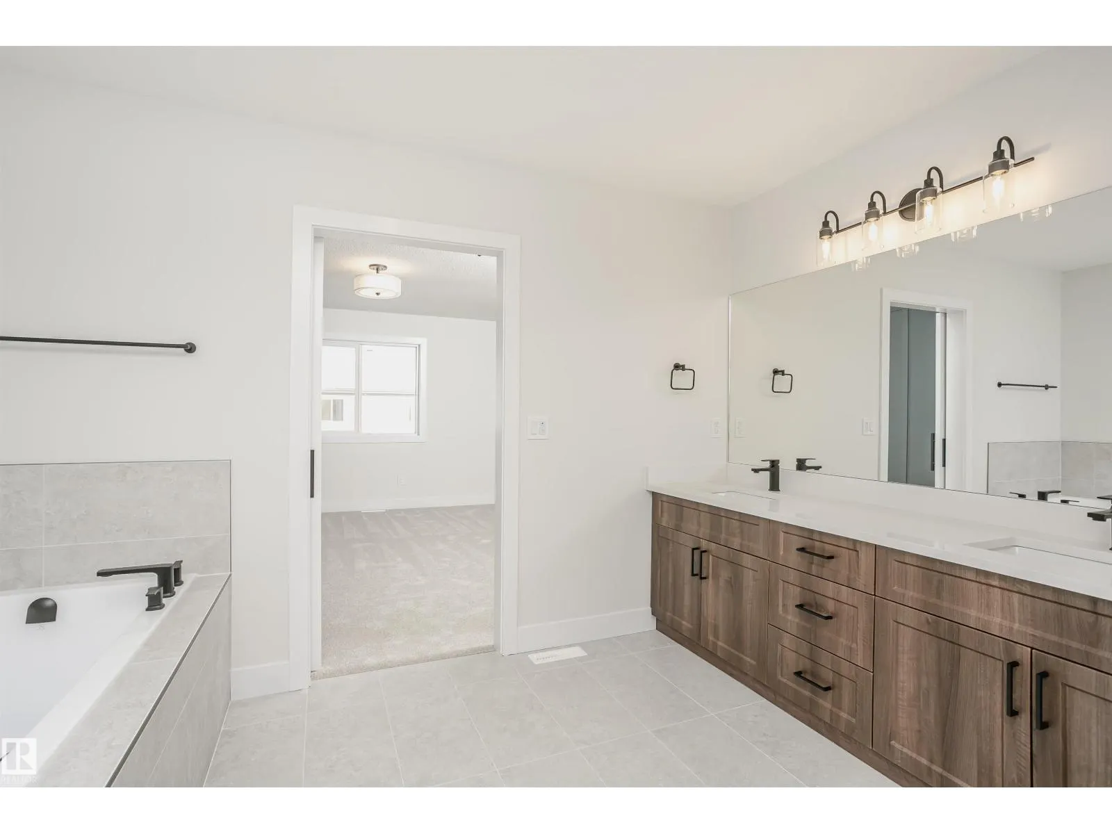 6302 DANSEREAU CR