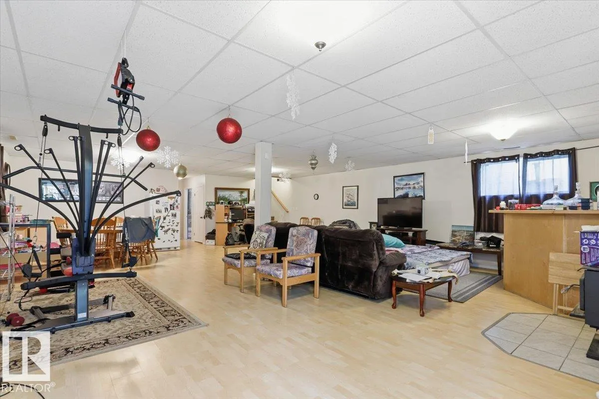 #42 453041 HWY 771