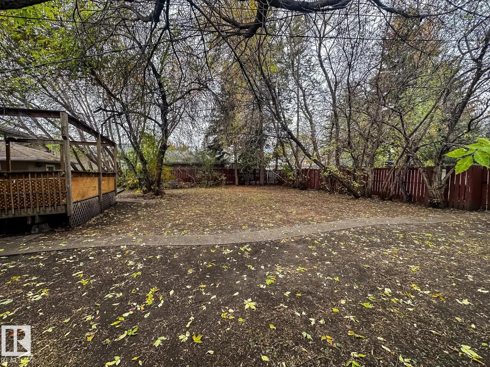 5812 105 AV NW
