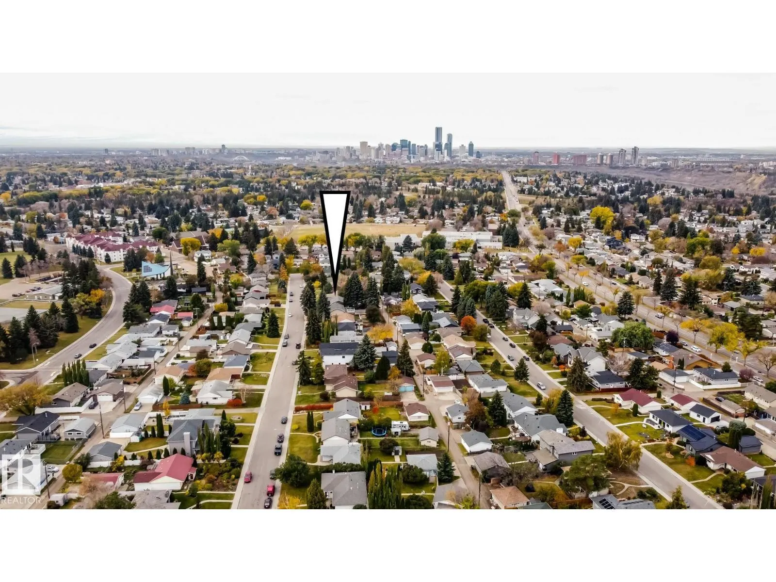 5812 105 AV NW