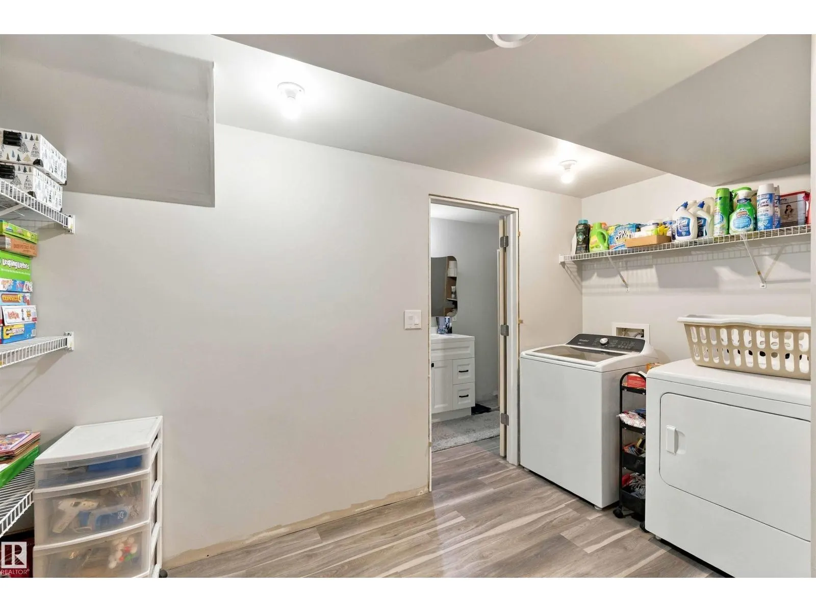 102 BOXWOOD BN