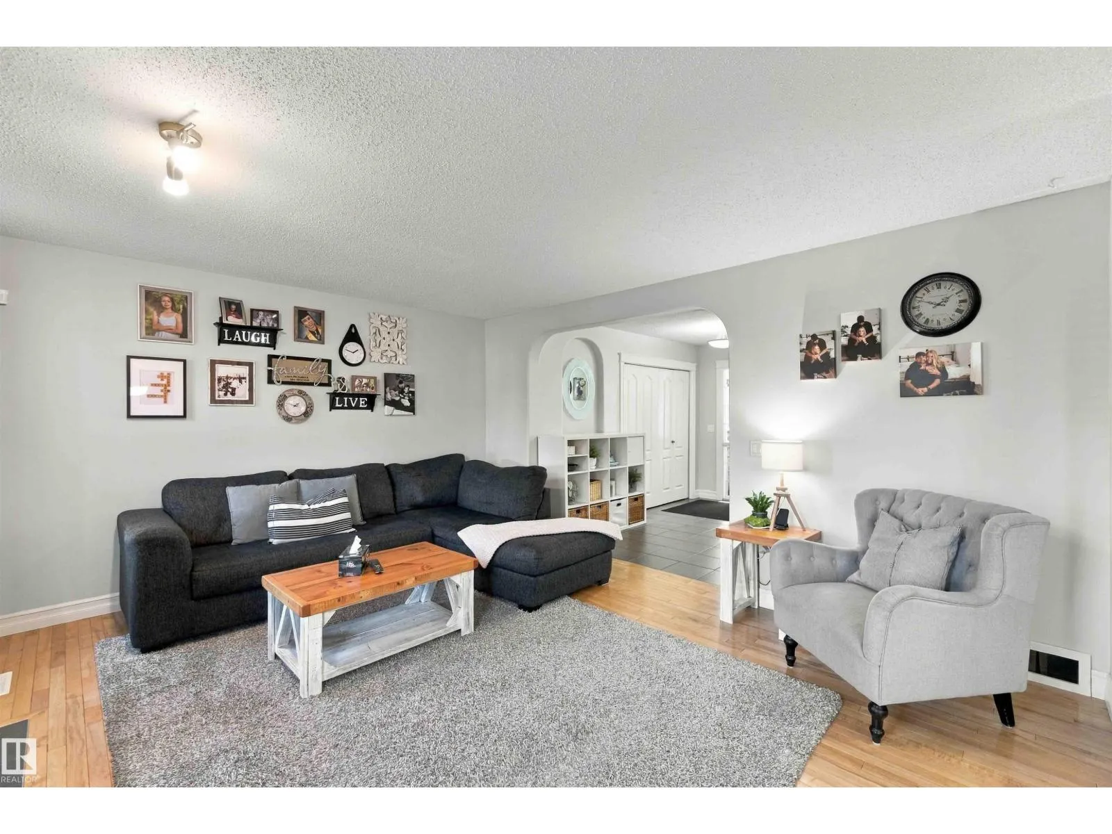 102 BOXWOOD BN