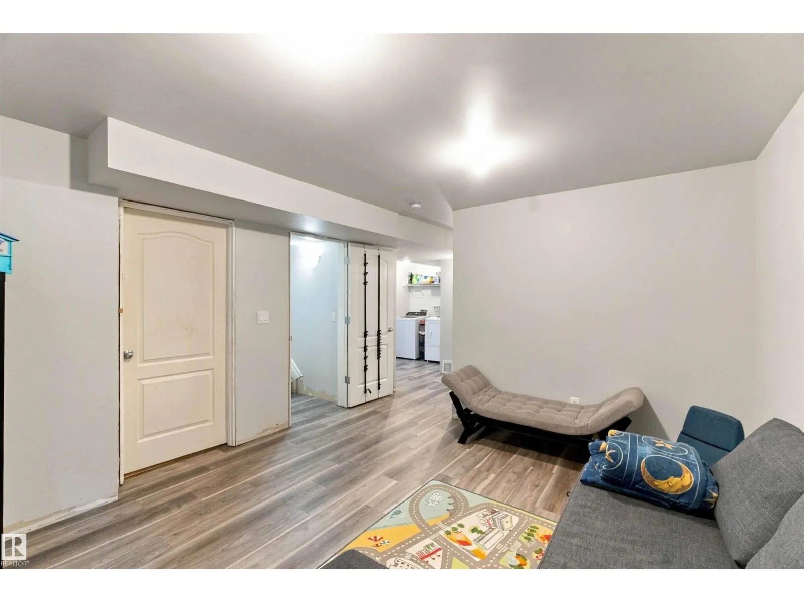 102 BOXWOOD BN