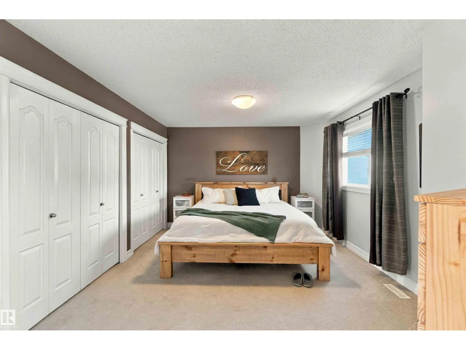 102 BOXWOOD BN