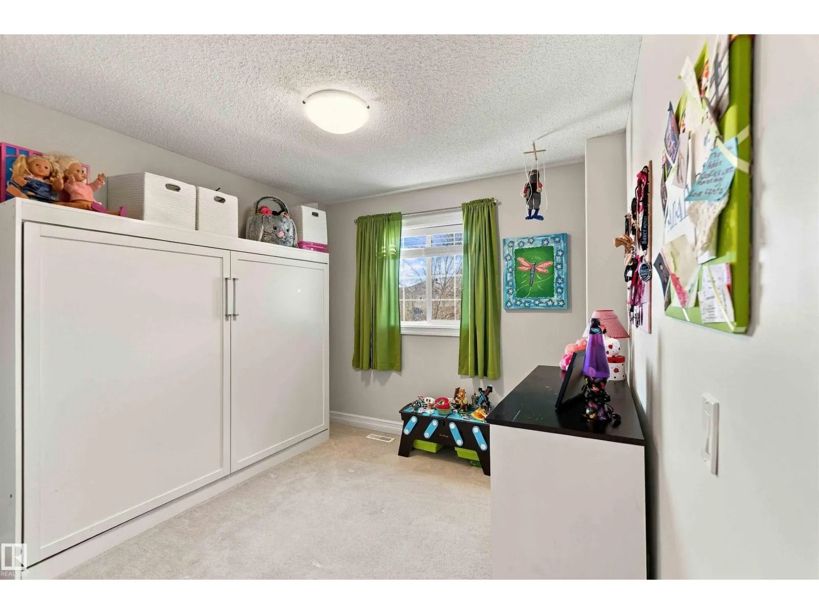 102 BOXWOOD BN