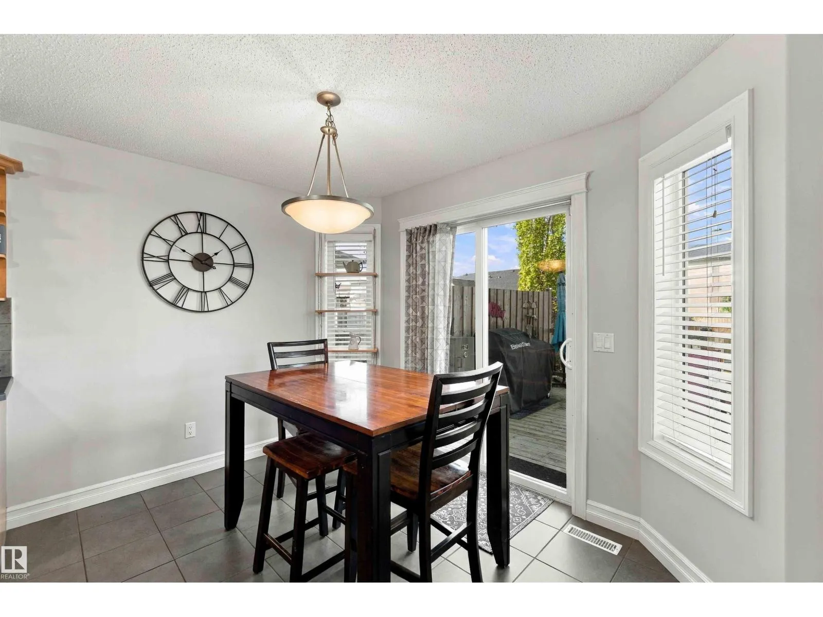 102 BOXWOOD BN