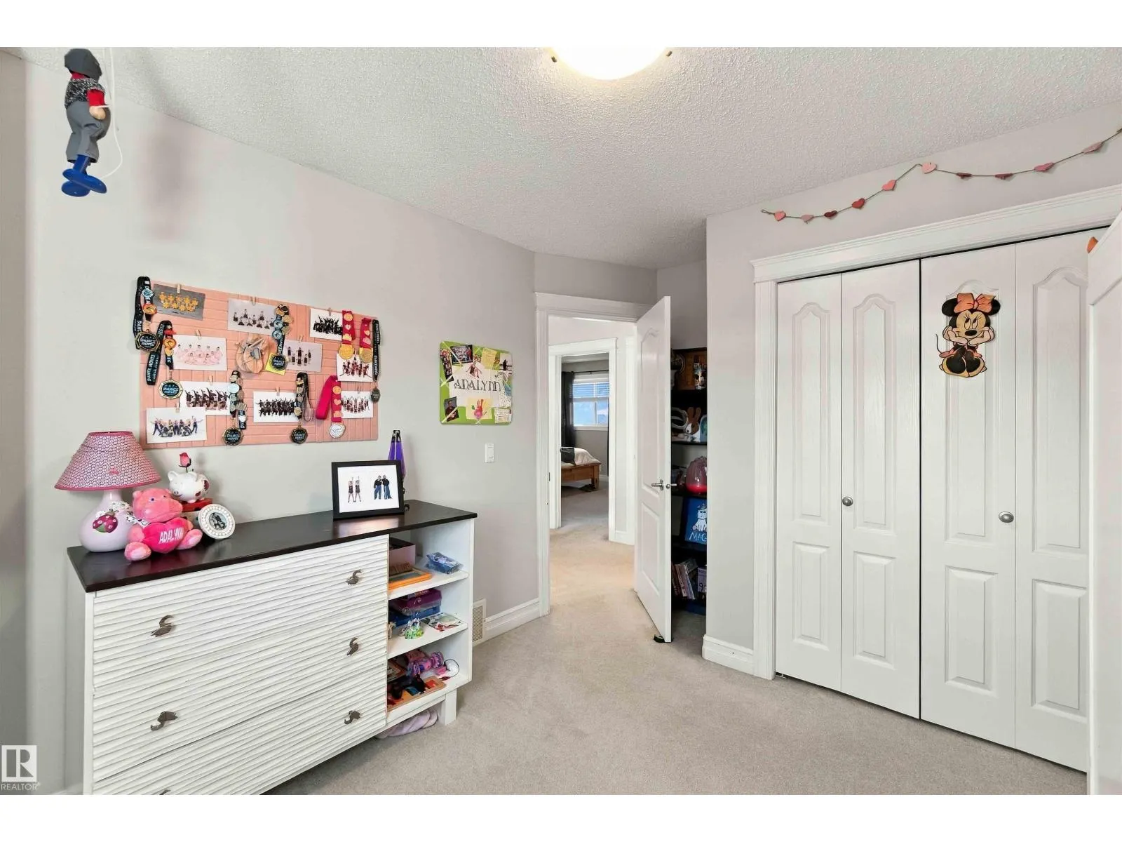 102 BOXWOOD BN