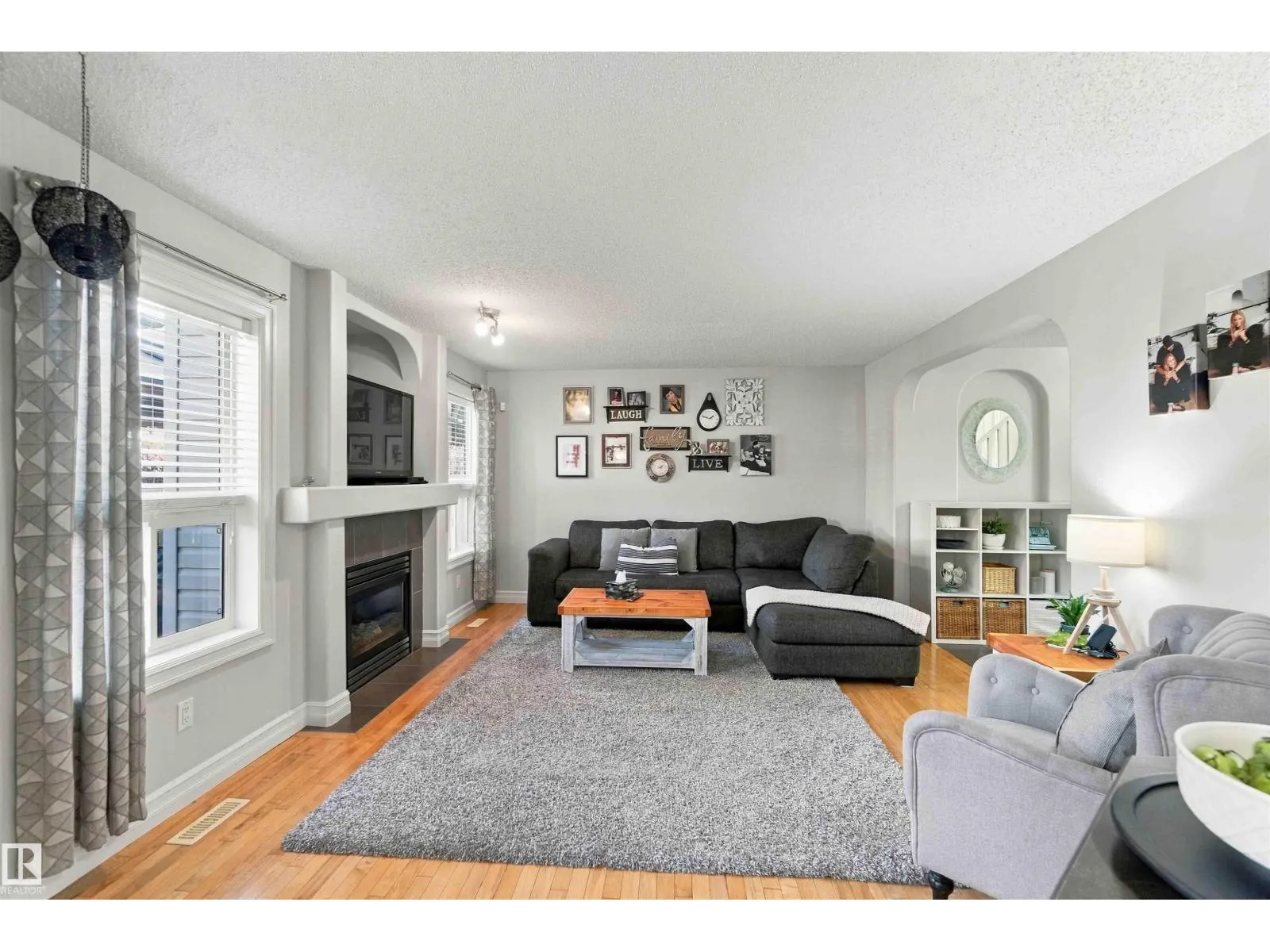 102 BOXWOOD BN