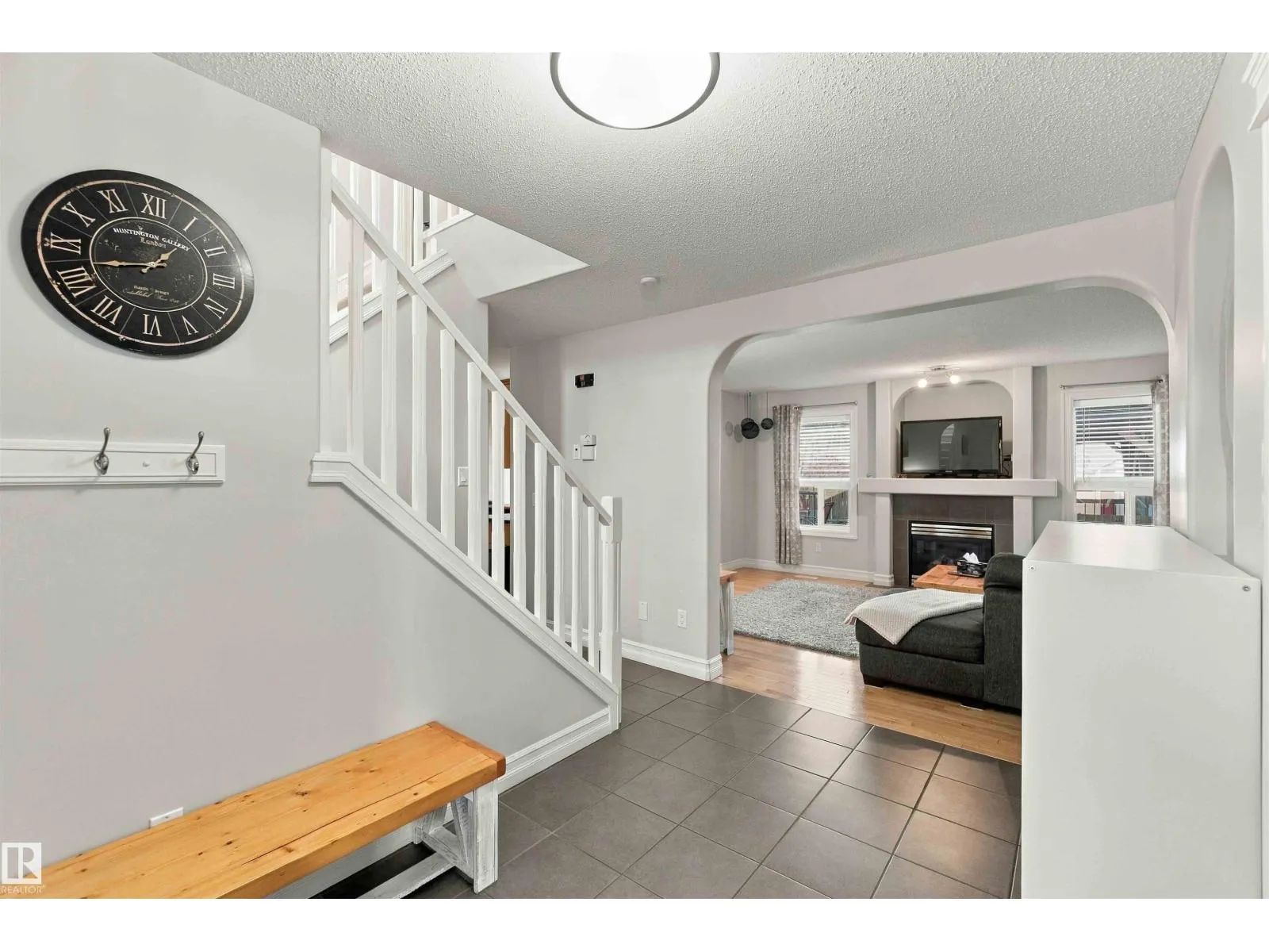 102 BOXWOOD BN