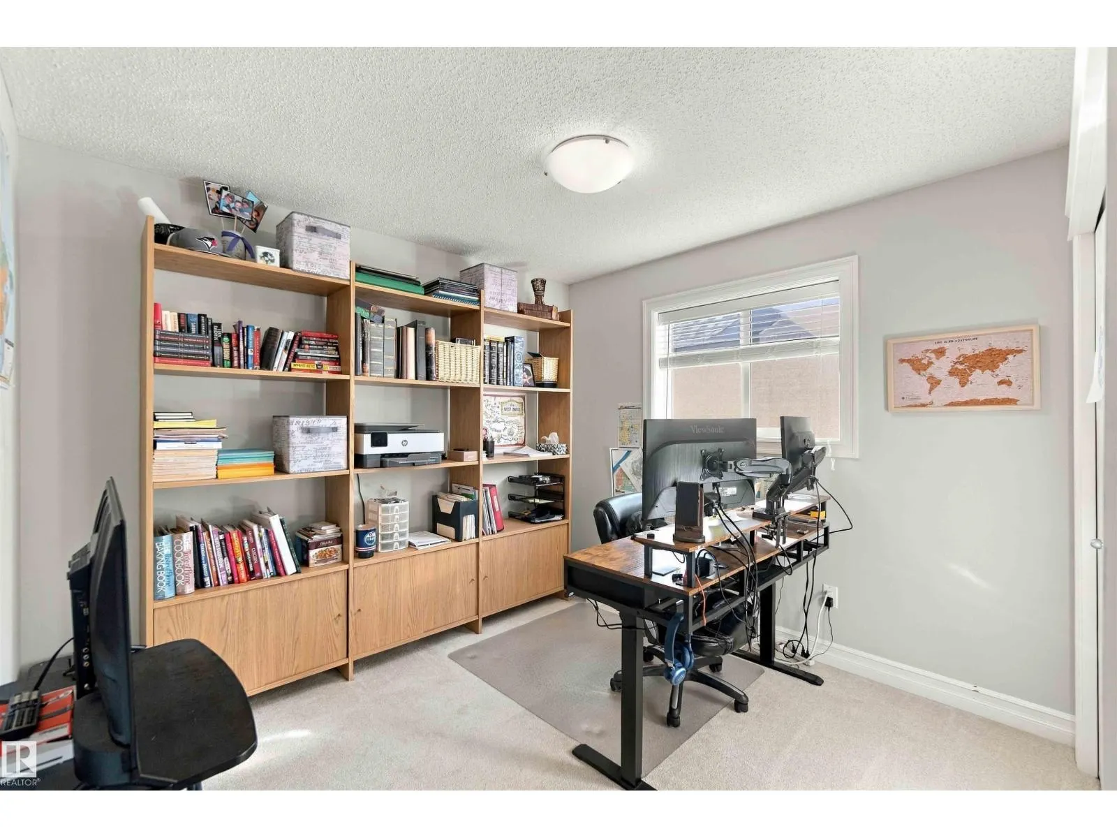 102 BOXWOOD BN