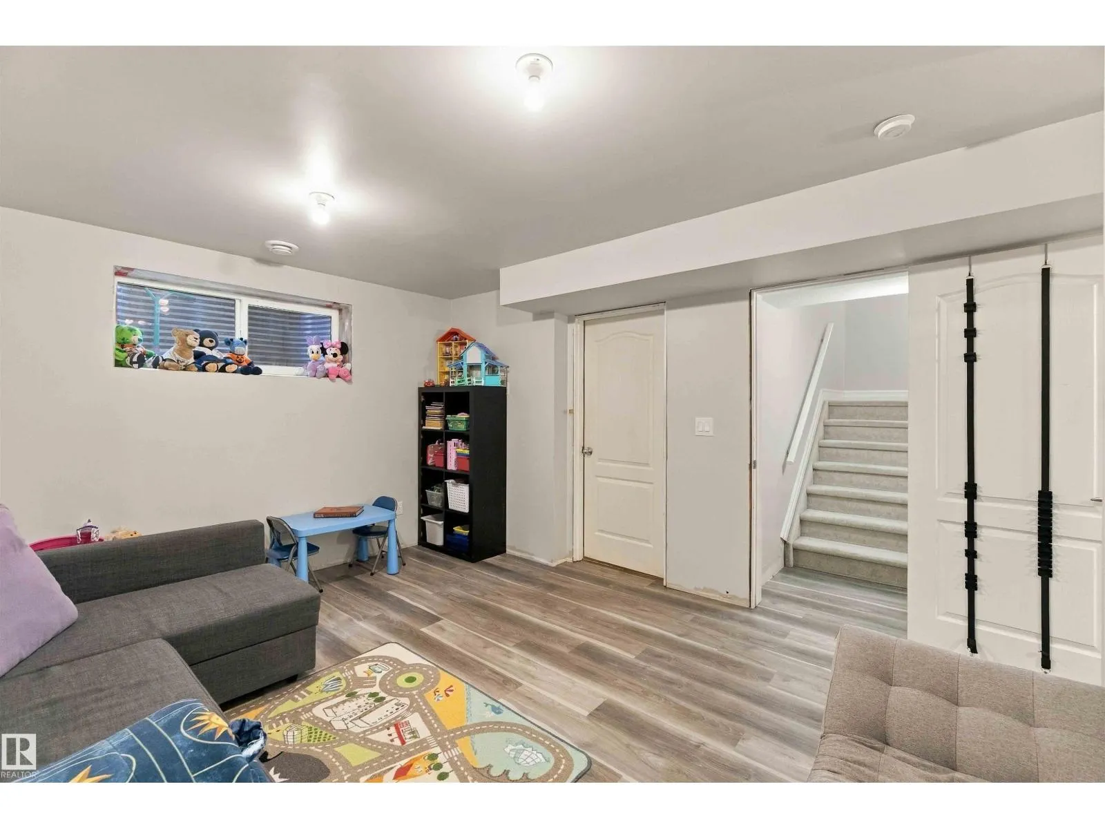 102 BOXWOOD BN