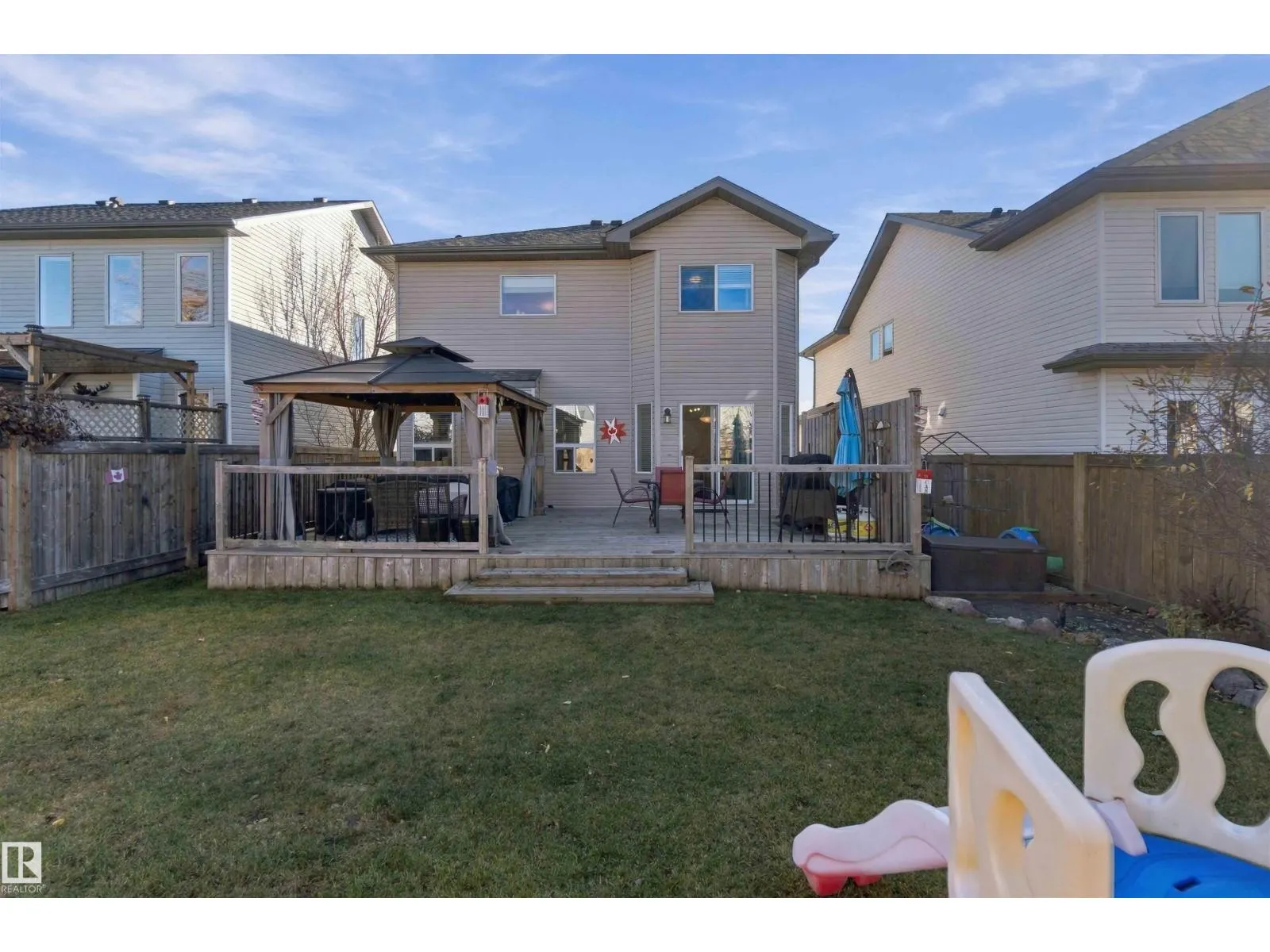 102 BOXWOOD BN