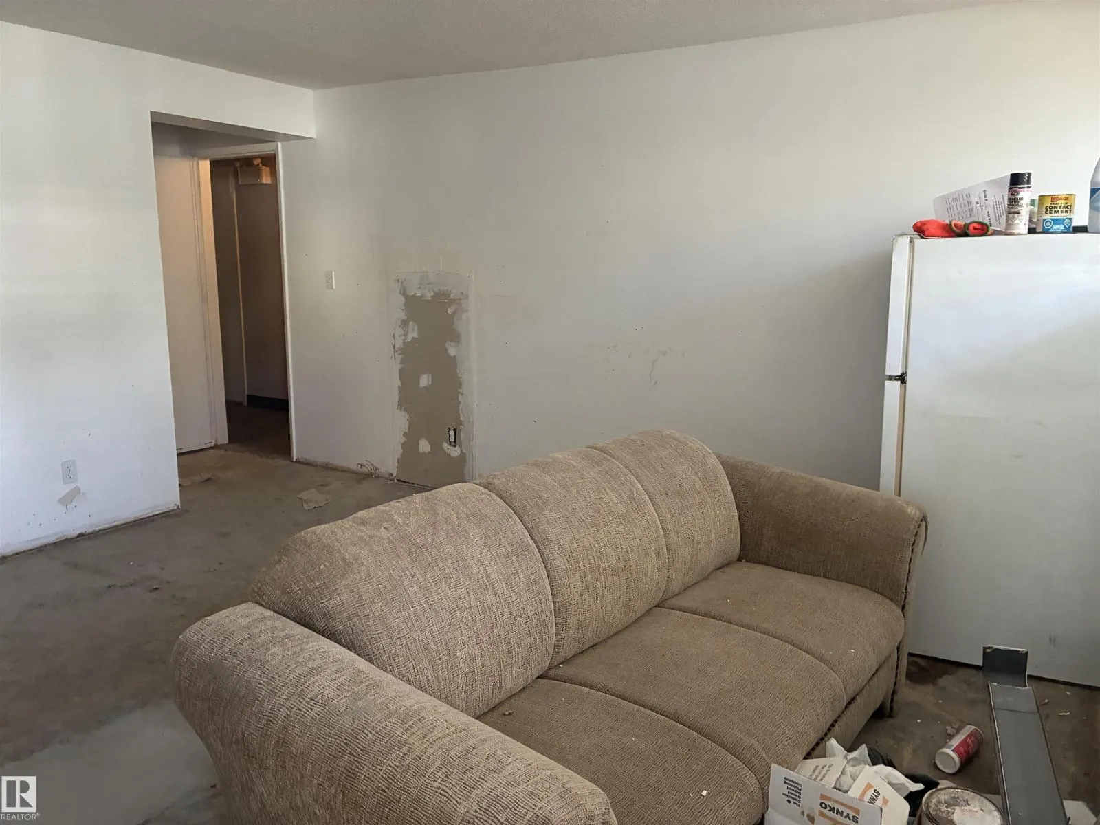 #16 5631 105 ST NW