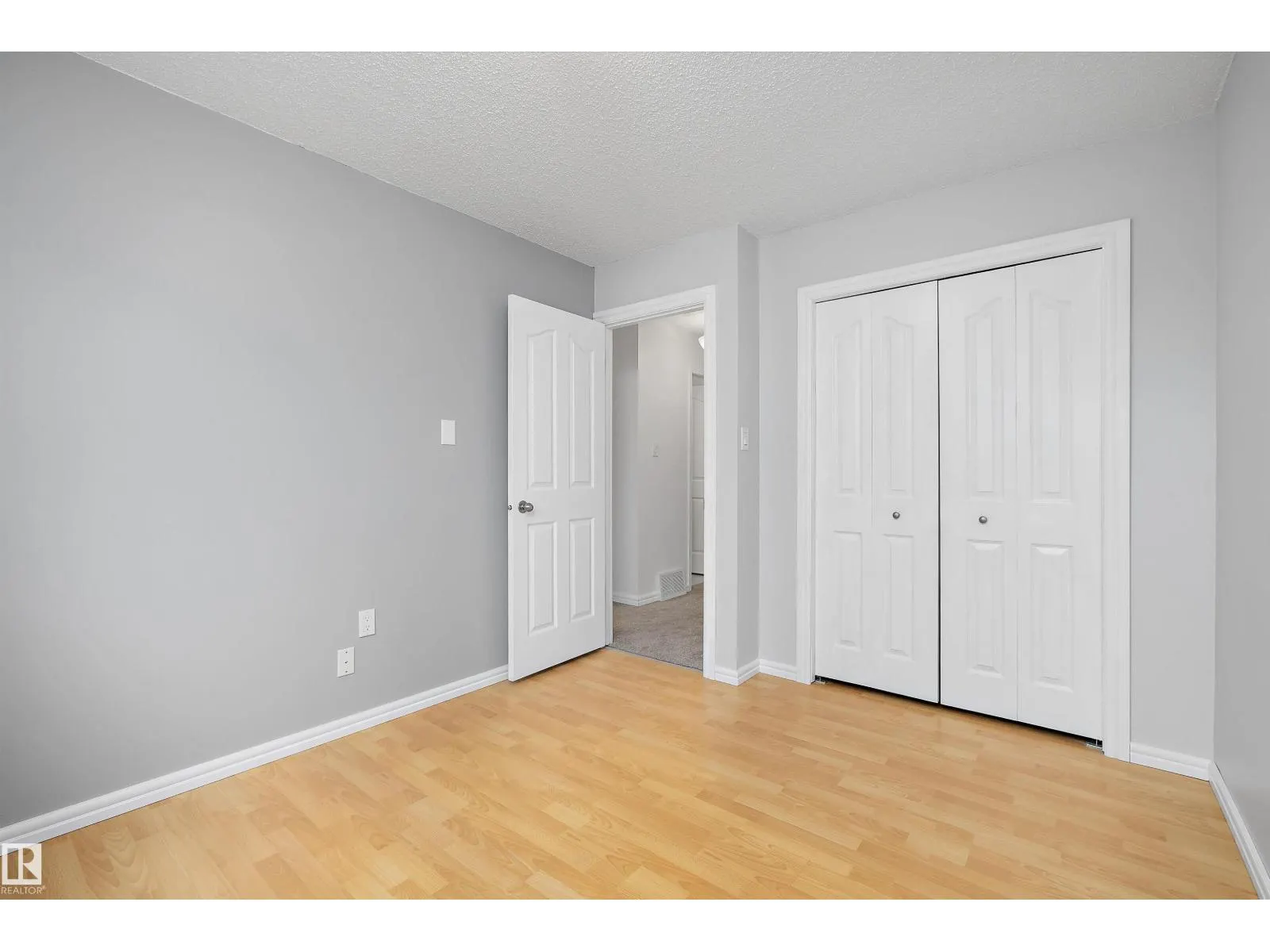 65 WESTPARK WY